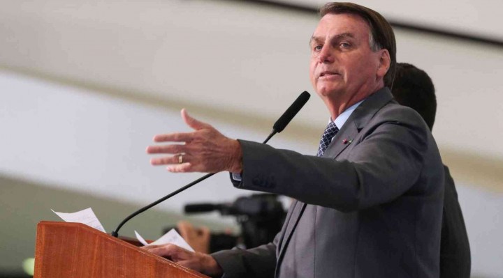 Jair Bolsonaro criou o programa Gigantes do Asfalto.