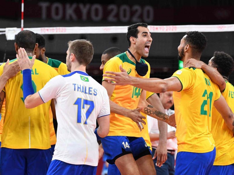 Seleção masculina de vôlei vira na raça, bate a Argentina no tie-break e  segue 100% na Olimpíada de Tóquio - Lance!