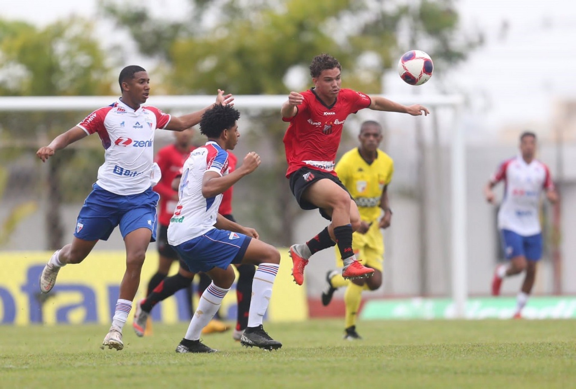 Galinho está em terceiro lugar e 