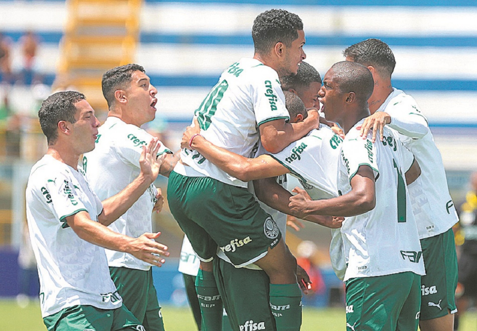 Verdão eliminou o atual campeão com vitória por 2 a 1