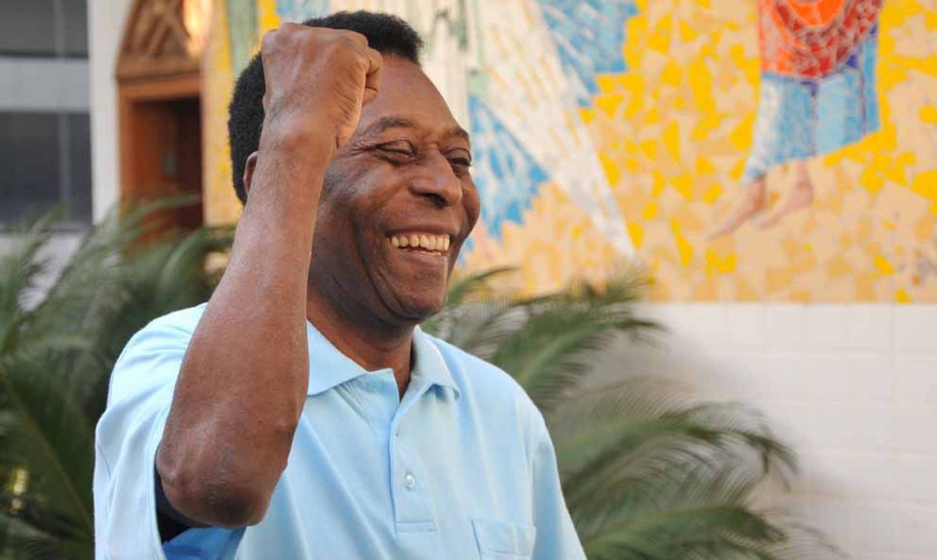 Apesar da nova internação, a família diz que a situação de Pelé é tranquila 