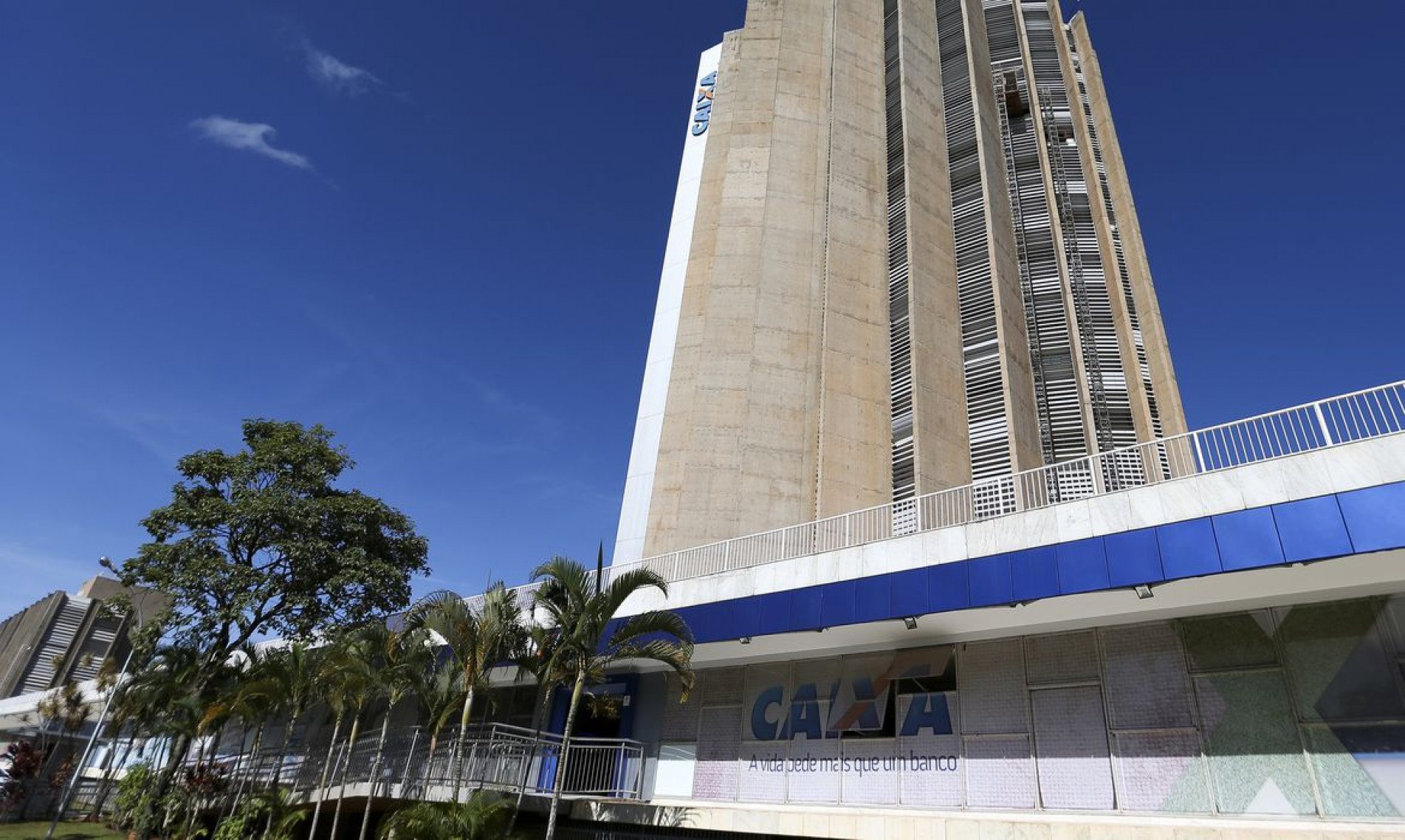  Edificio sede da Caixa Econ..mica Federal.  (Foto: Marcelo Camargo/Ag..ncia Brasil)
    