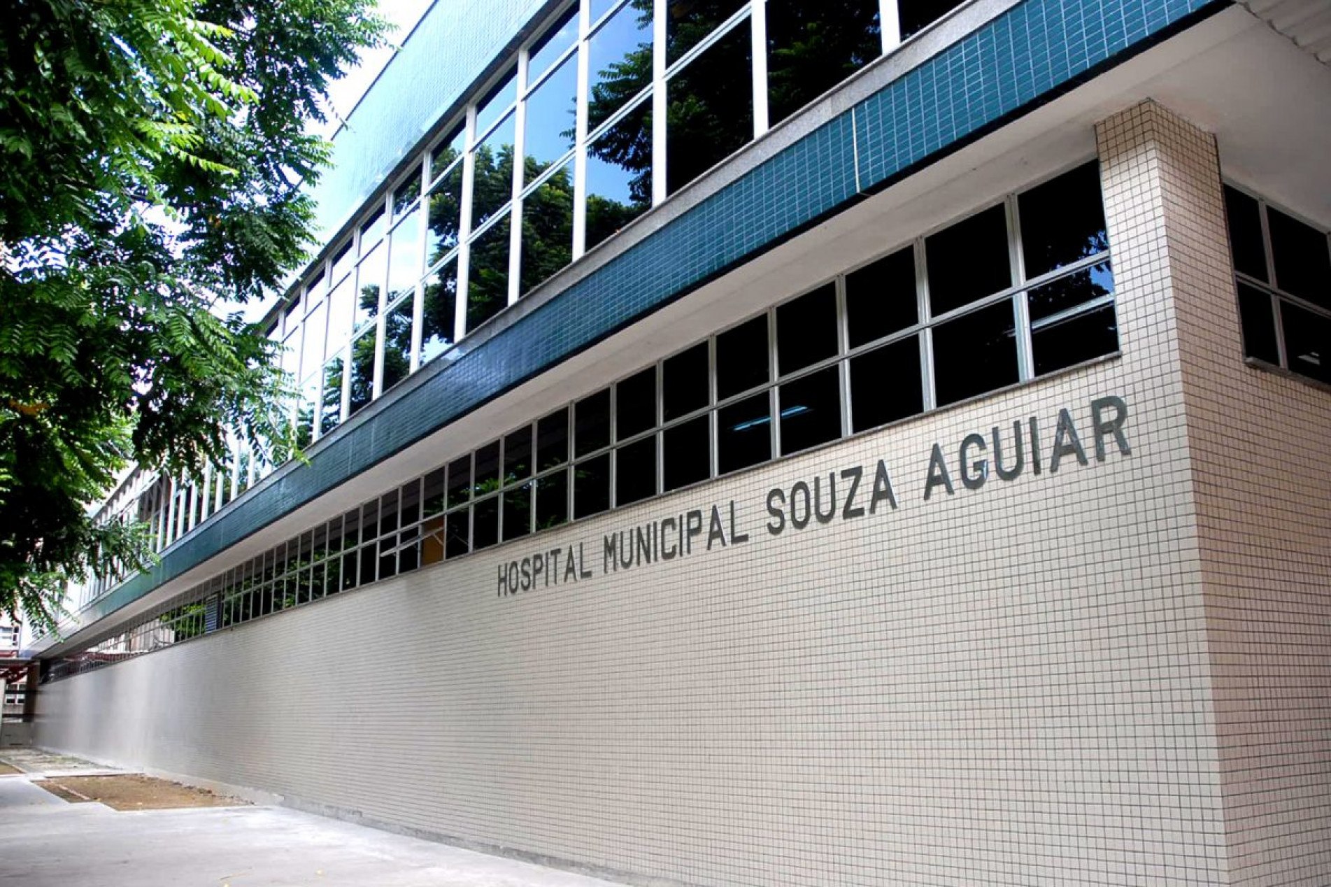 Fachada do Hospital Municipal Souza Aguiar, no Rio de Janeiro.