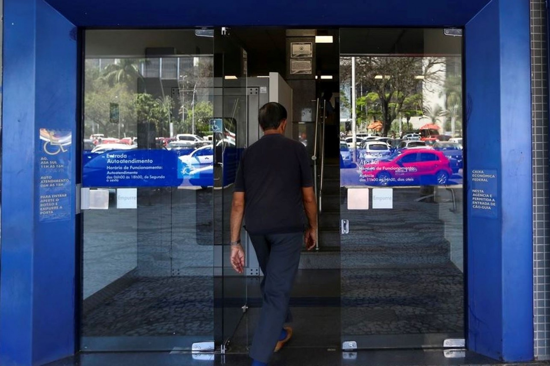 Bancos Retomam Atendimento Normal Nesta Sexta-feira (21)