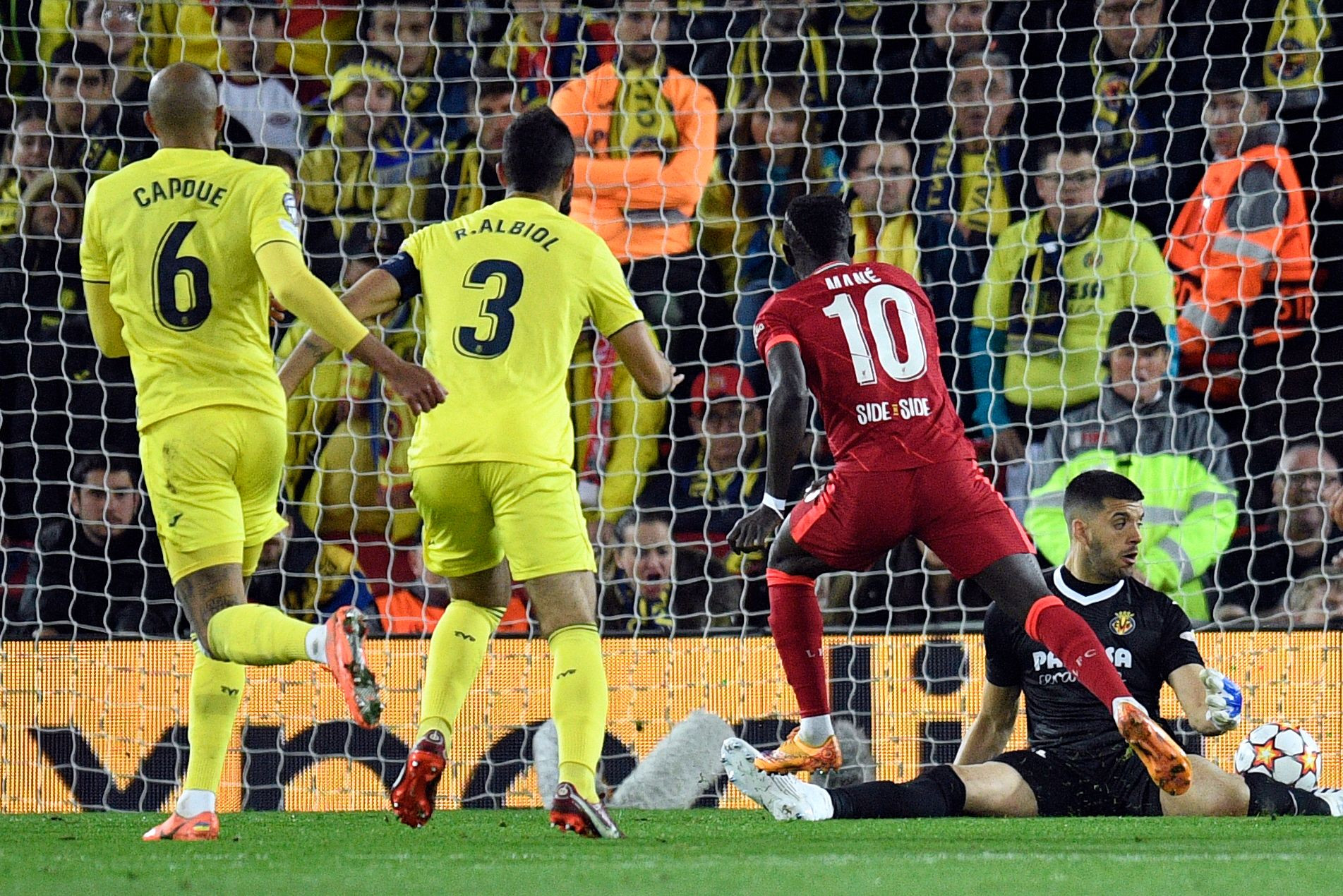 Sadio Mané fez gol que fechou o 2 a 0 em Anfield.