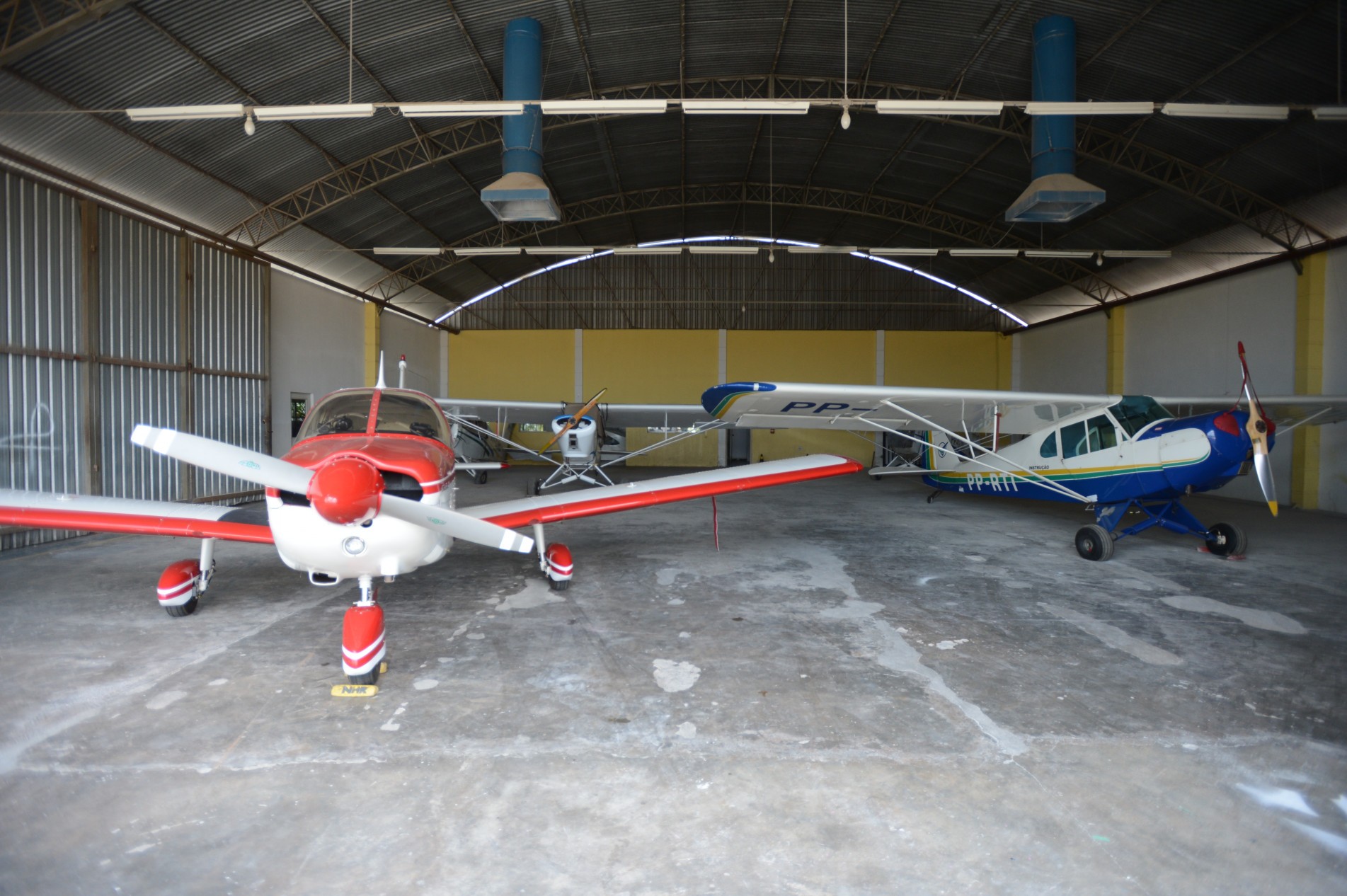 Aeroclube já formou mais de 2,5 mil pilotos na cidade.