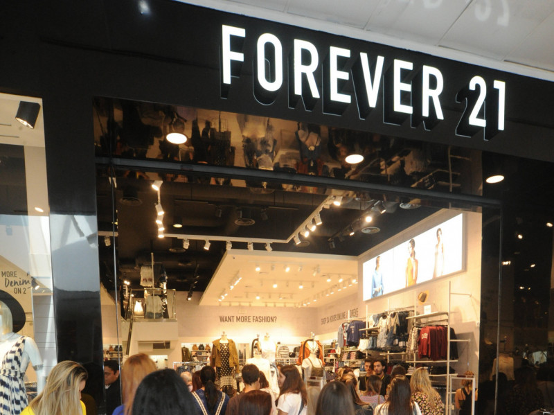 O que o fechamento das lojas da Forever 21 no Brasil diz sobre o varejo no  país