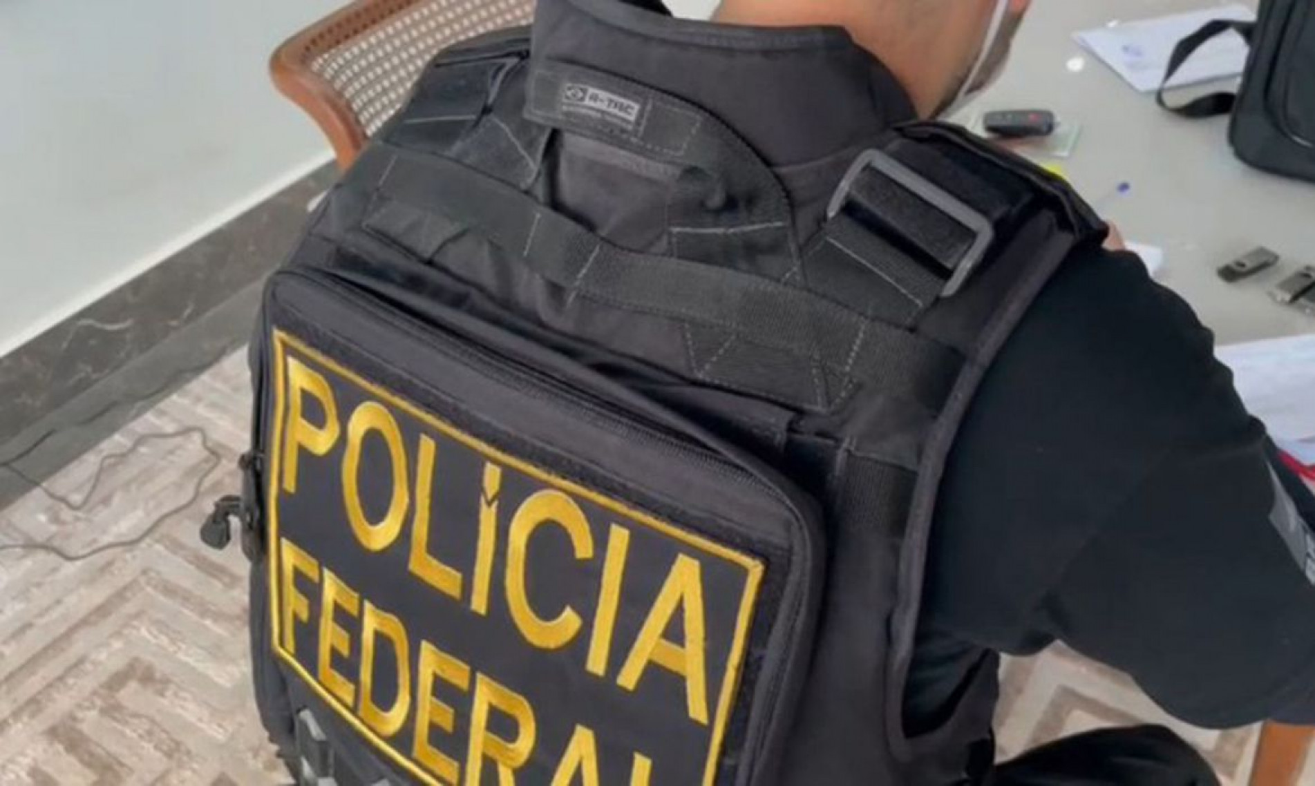 PF faz ação contra tráfico de armas para grupos de extermínio do Rio