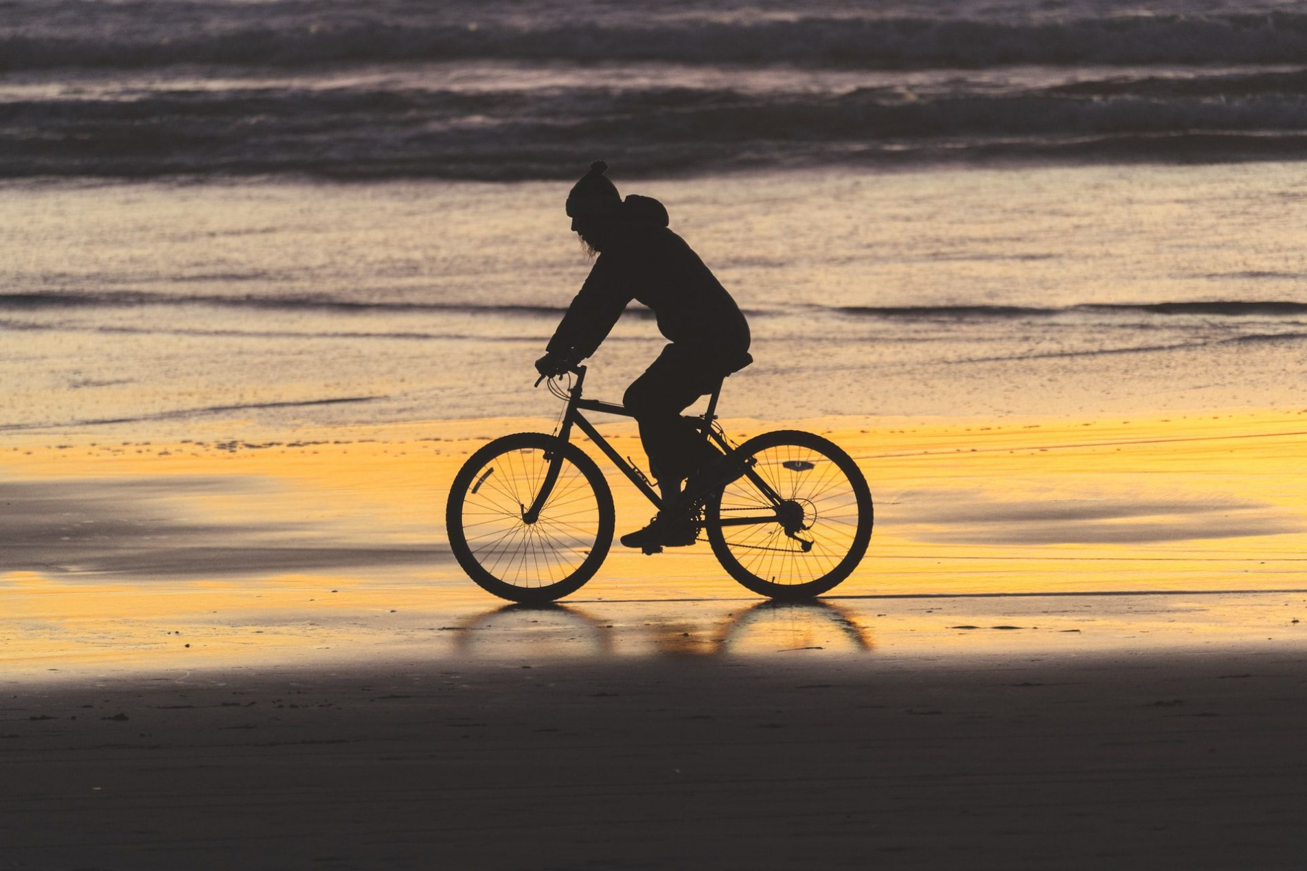 Os trajetos percorrem algumas das mais belas praias do litoral paulista