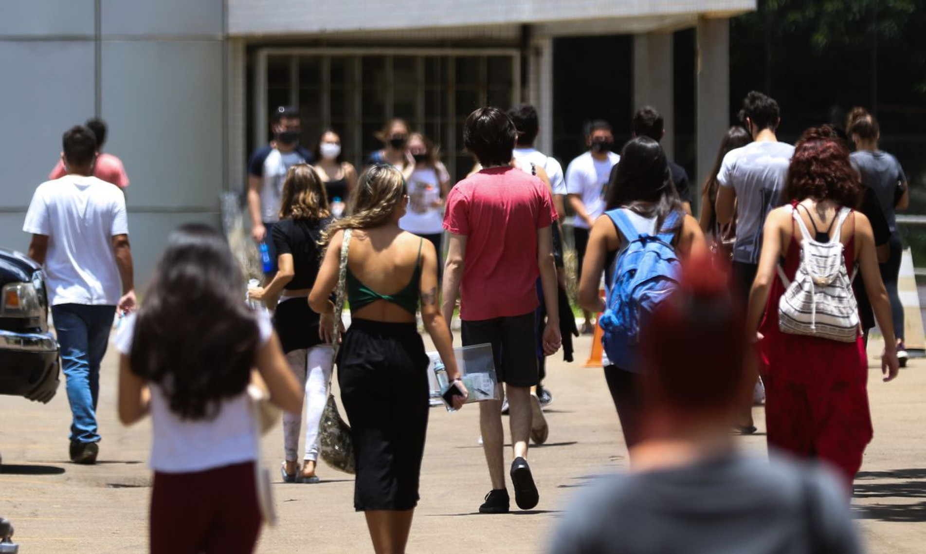  Estudantes de todo Brasil, fazem o segundo dia de prova do Enem (Exame Nacional do Ensino M..dio
    