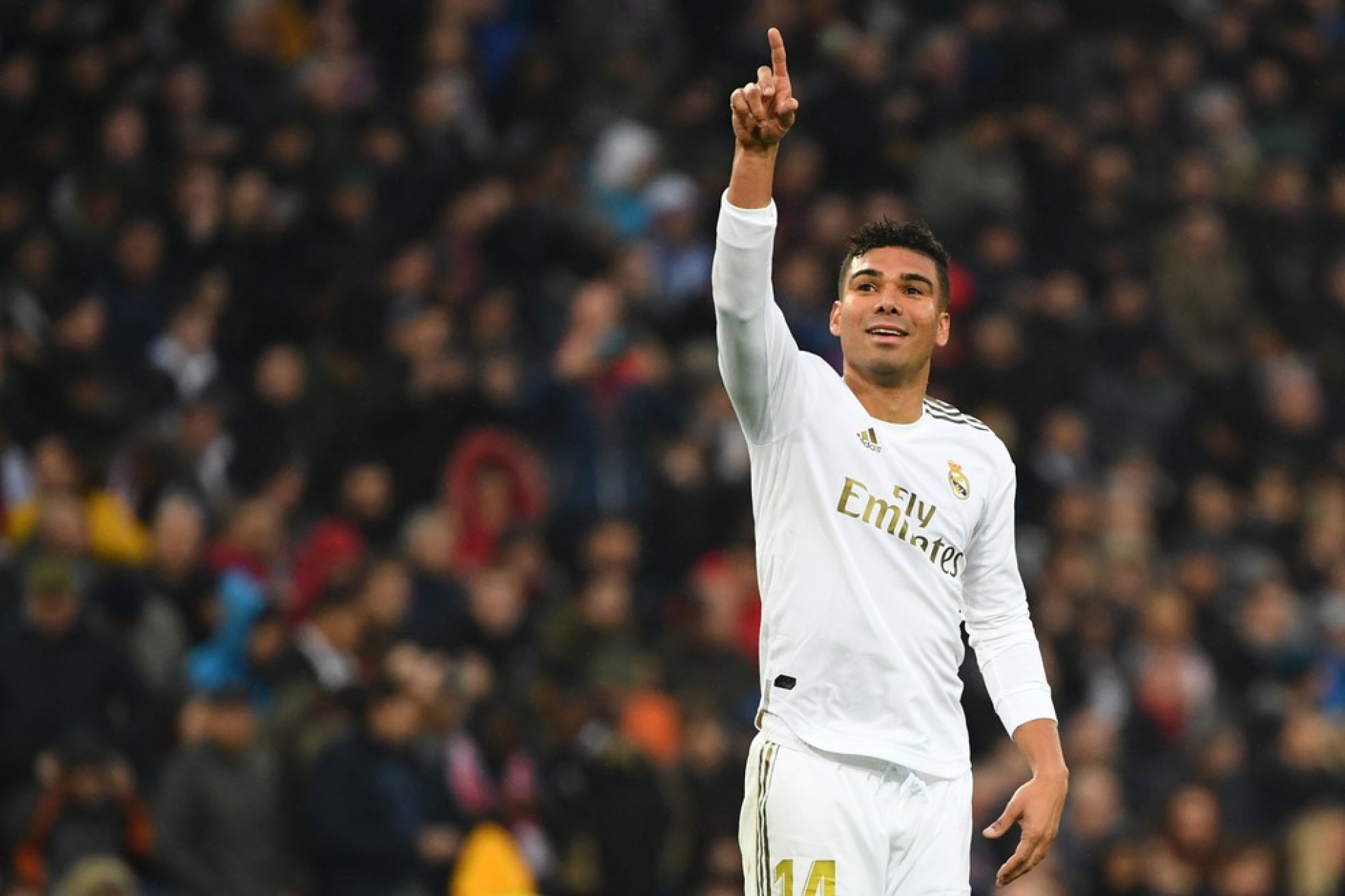 Meio-campista Casemiro atuando pelo Real Madrid