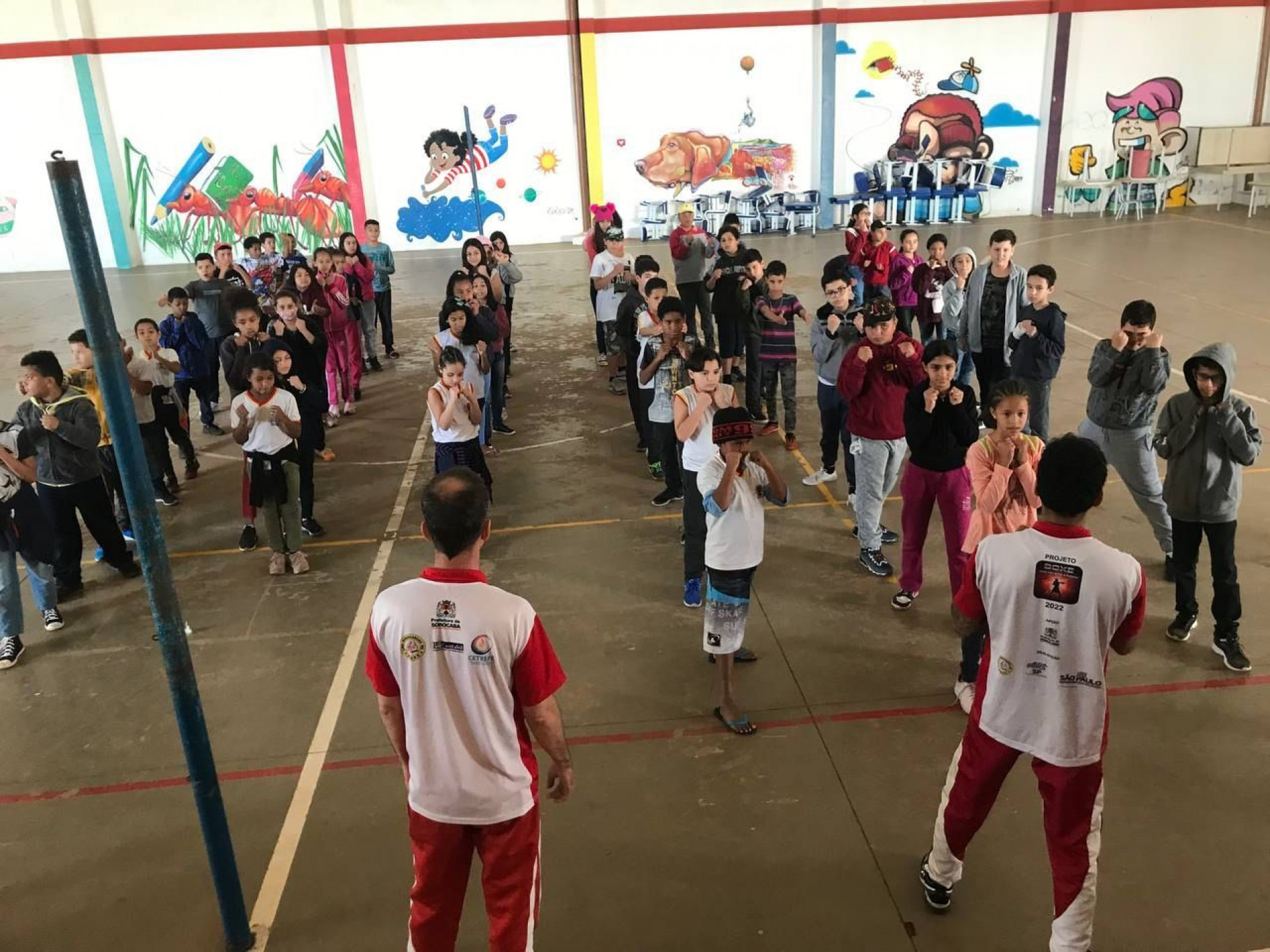 A Lisoboxe promove experiências esportivas com a disponibilidade de um professor capacitado