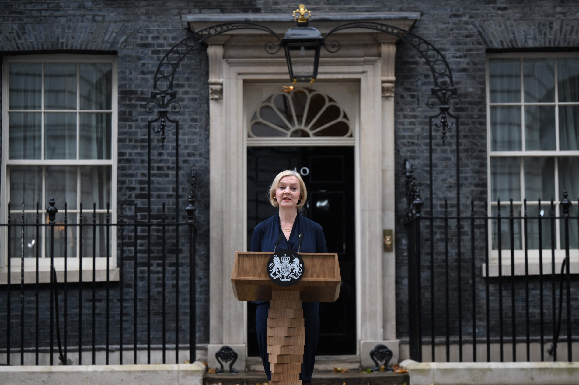 Liz Truss renunciou ao cargo de primeira-ministra na manhã desta quinta-feira (20)