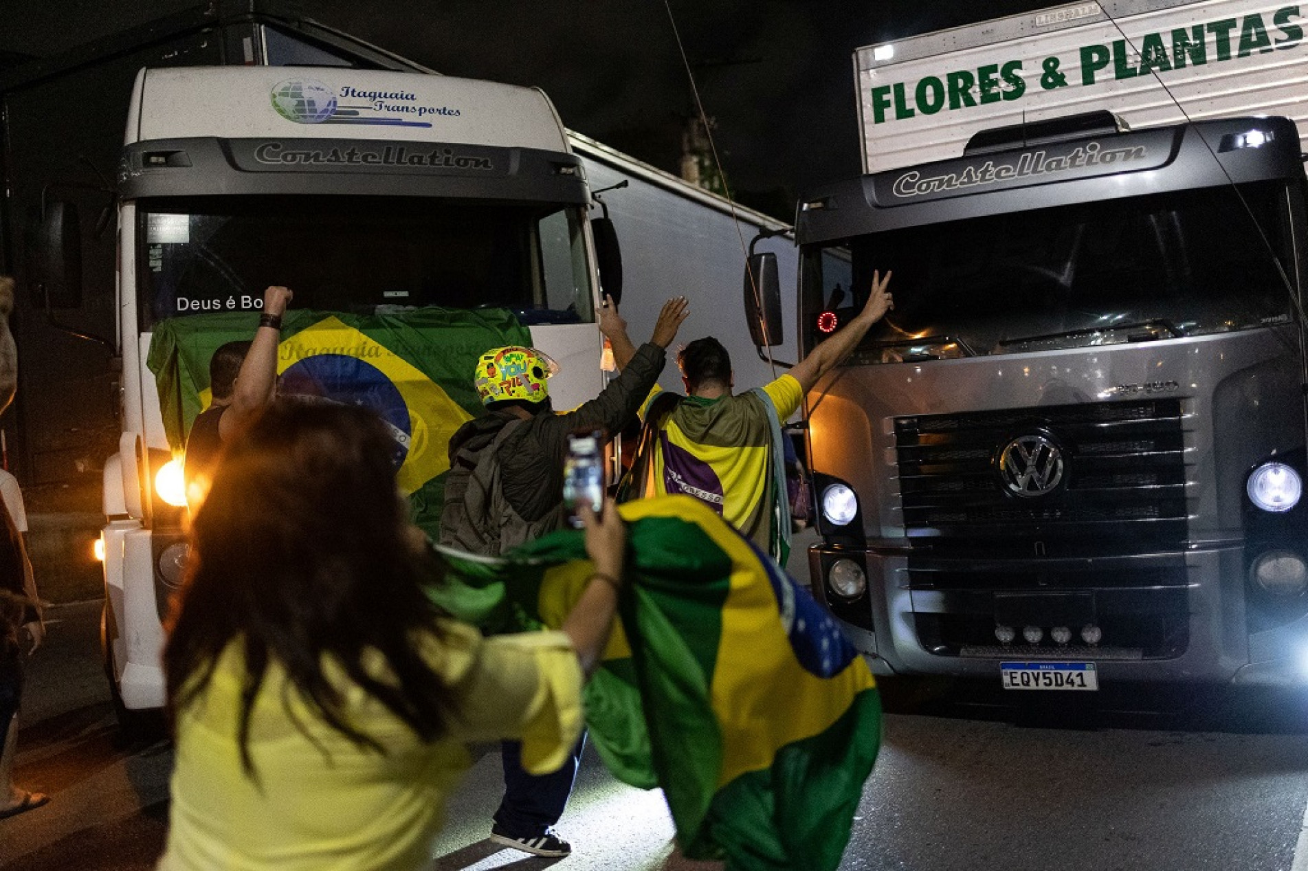 Protestos Bloqueiam Mais De 300 Pontos Em Todo O País