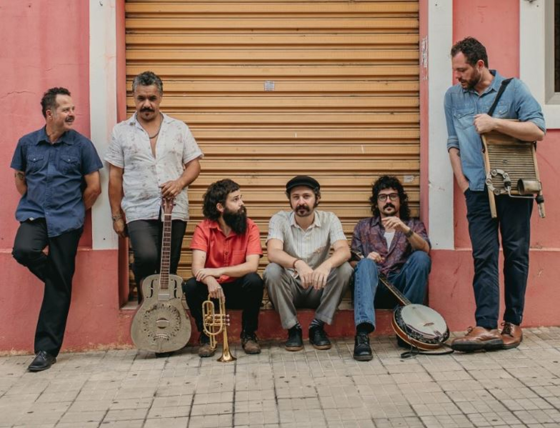 Novo single da banda tem sonoridade próxima ao blues