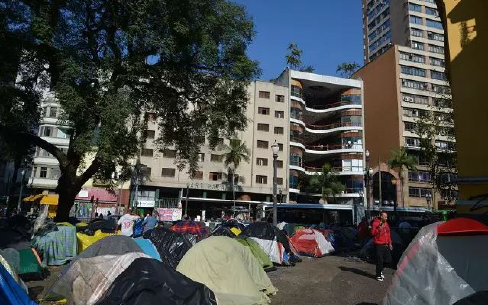 Justiça suspendeu a retirada de barracas das ruas da capital paulista 