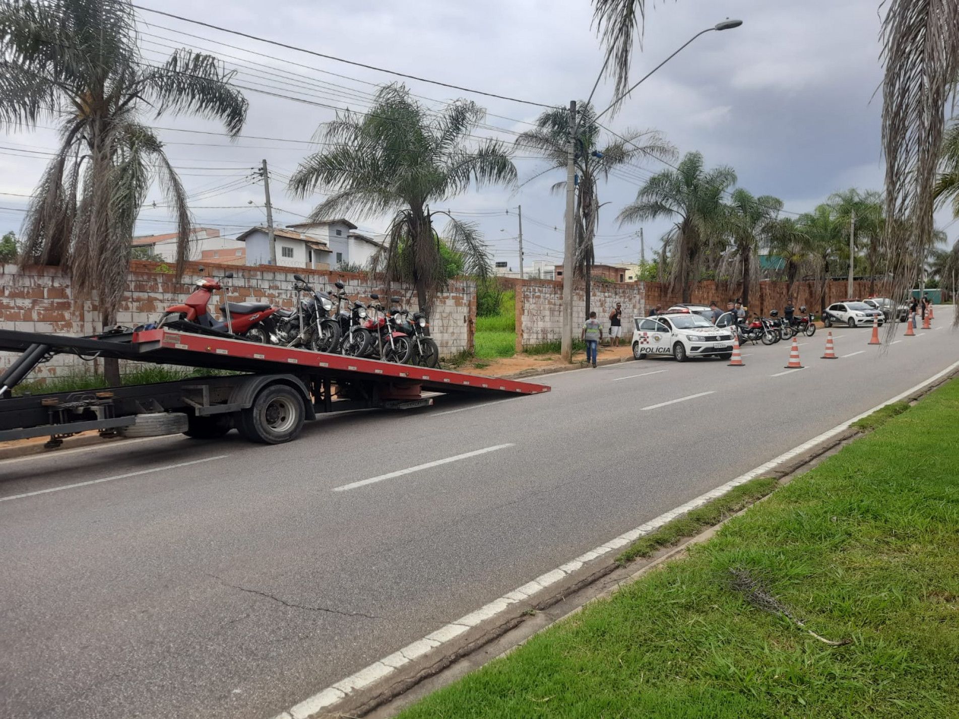 Blitze de controle de ruído emitido por escapamentos multou 22 motocicletas e apreendeu cinco em Sorocaba