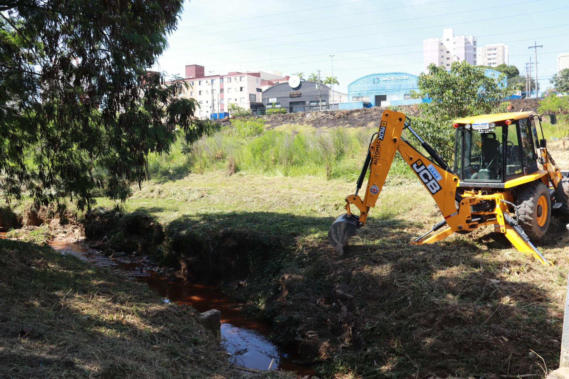 Obras iniciadas ontem devem ser concluídas em 120 dias