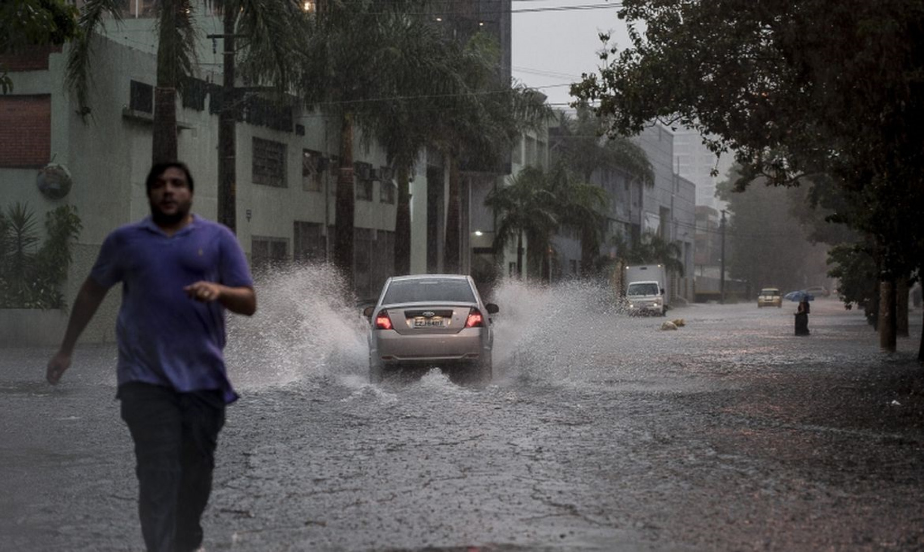 Bombeiros de São Paulo receberam 142 chamados por causa das chuvas