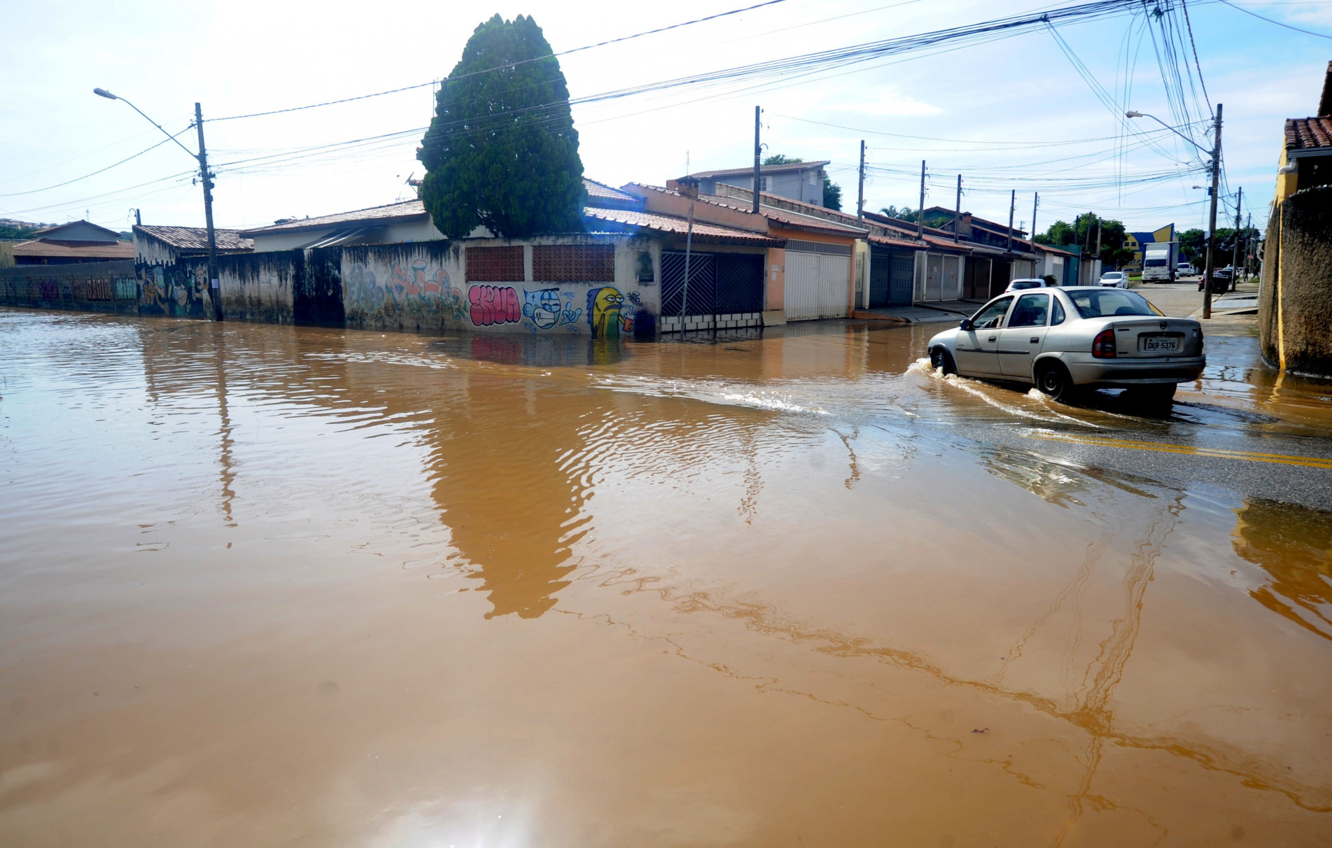 Garoa ameniza tempo seco depois de 54 dias sem chuva - 11/09/12 - SOROCABA  E REGIÃO - Jornal Cruzeiro do Sul