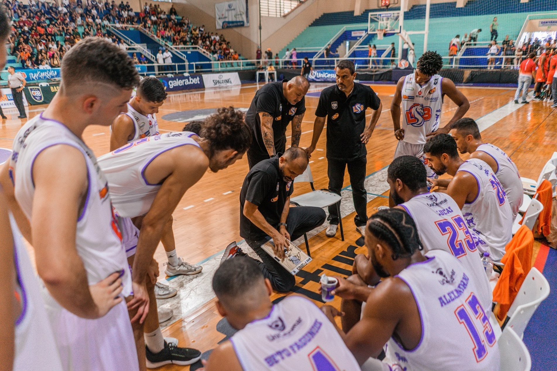 Equipe tem uma vitória e uma derrota no Brasileiro