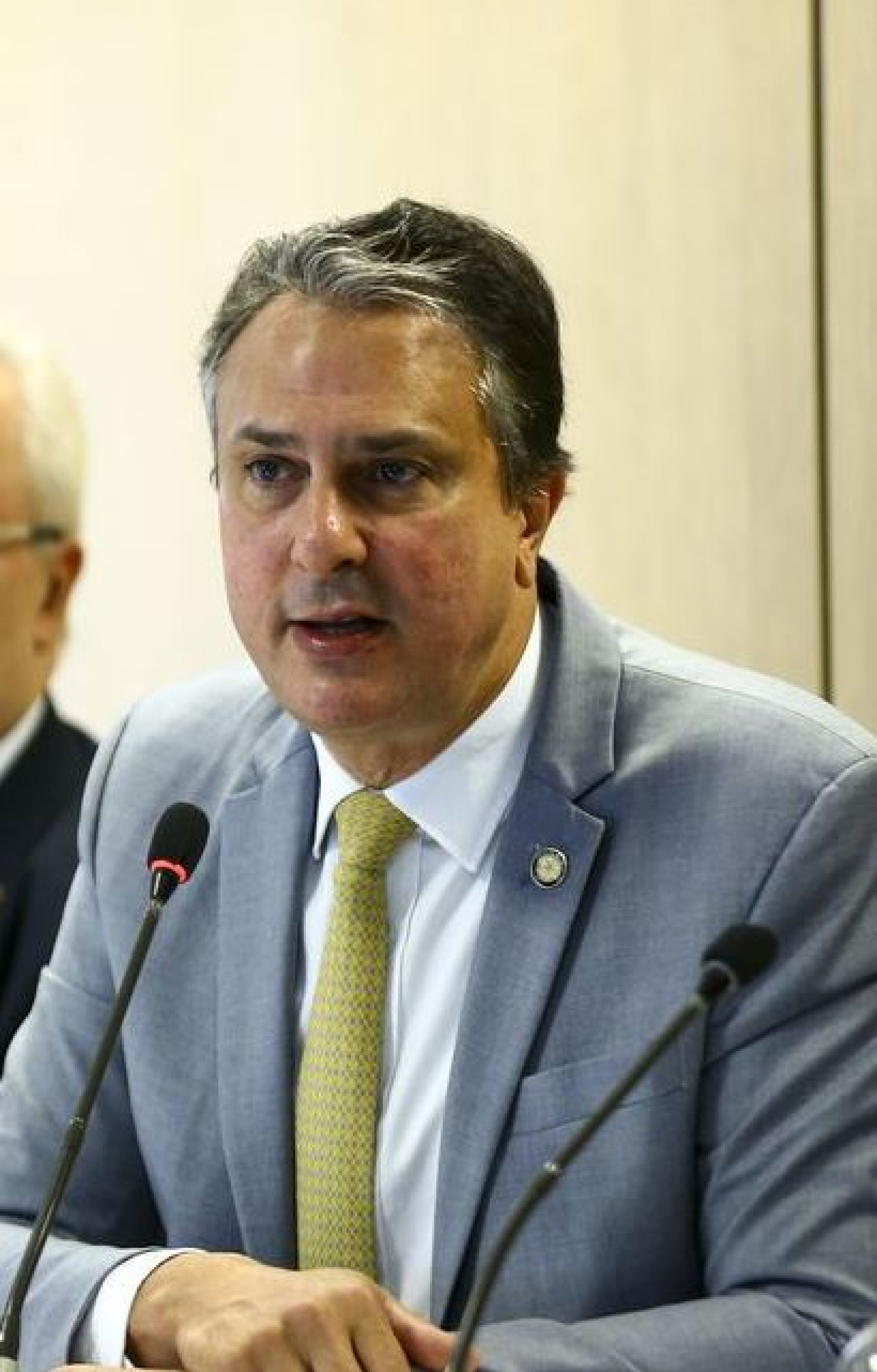 O ministro da Educação, Camilo Santana