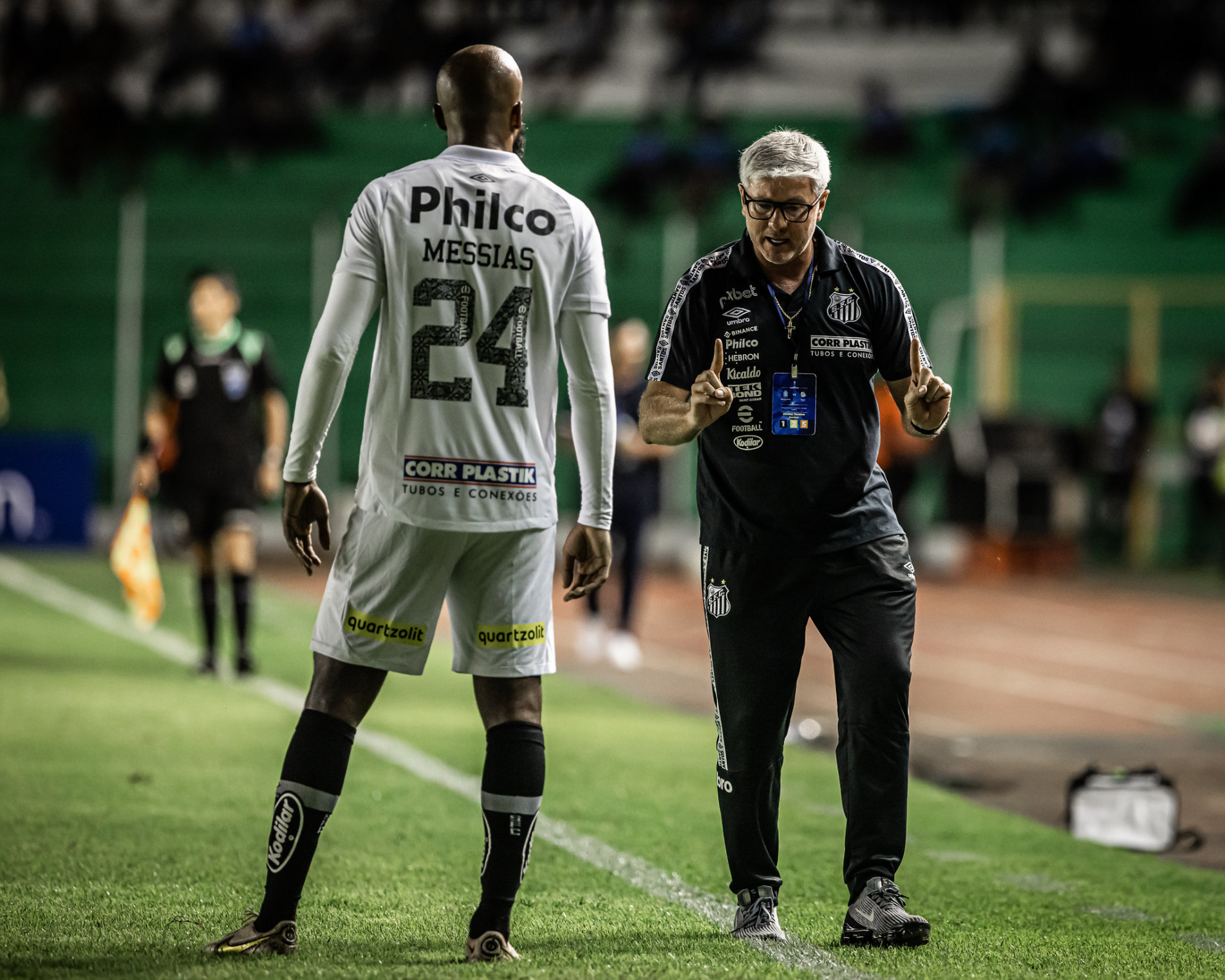 Só Odair Hellmann viu bom jogo do Peixe na Bolívia