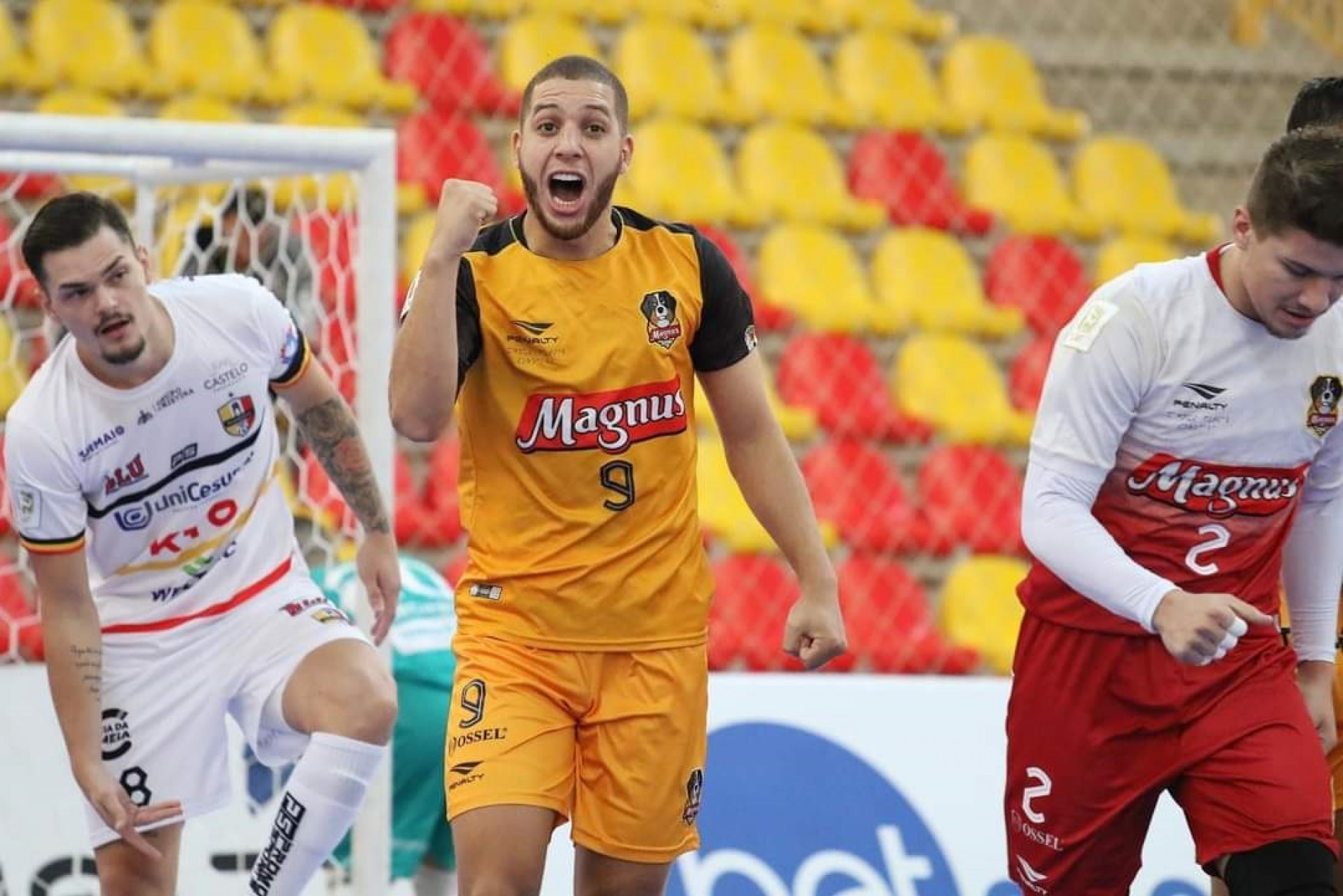 Magnus Futsal goleia o Blumenau pela Liga Nacional