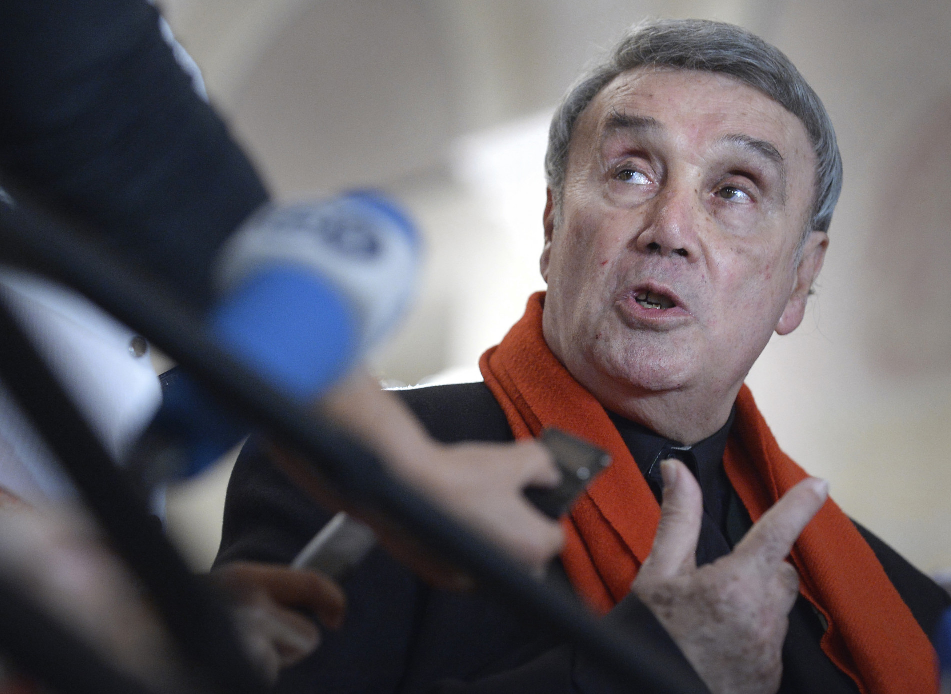  (FILES) In this file photo taken on September 20, 2013 French choreographer Pierre Lacotte speaks to the press before a dress rehearsal of the ballet Paquita which he choreographed, at the Bolshoi Theater in Moscow, a day before the opening night. - Pierre Lacotte, French dancer and choreographer, who died at the age of 91 on April 10, 2023, devoted his life to reconstructing 19th century ballets which he brought back to life on the world's greatest stages. (Photo by Alexander NEMENOV / AFP)