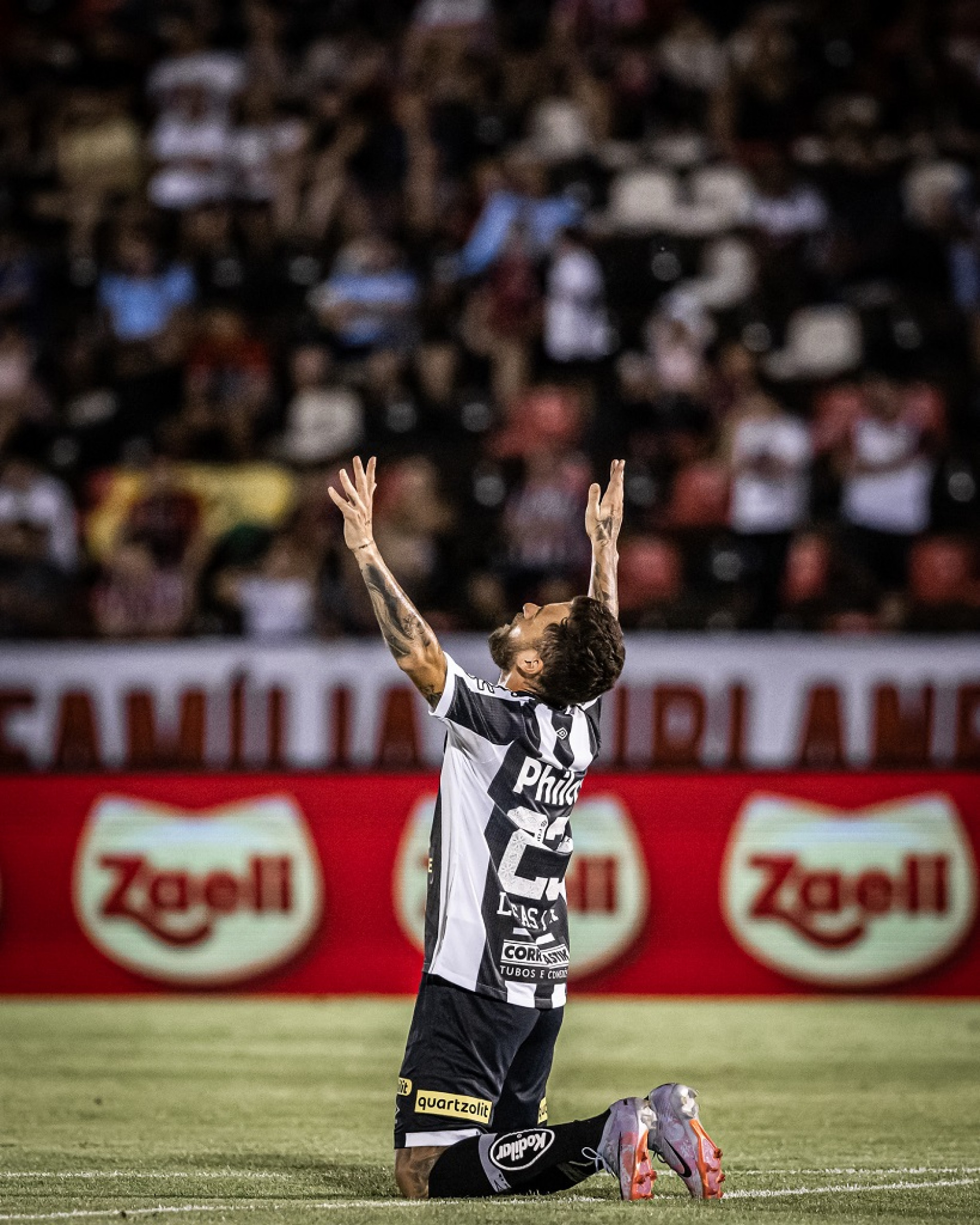 Santos venceu o Botafogo-SP ontem por 2 a 0