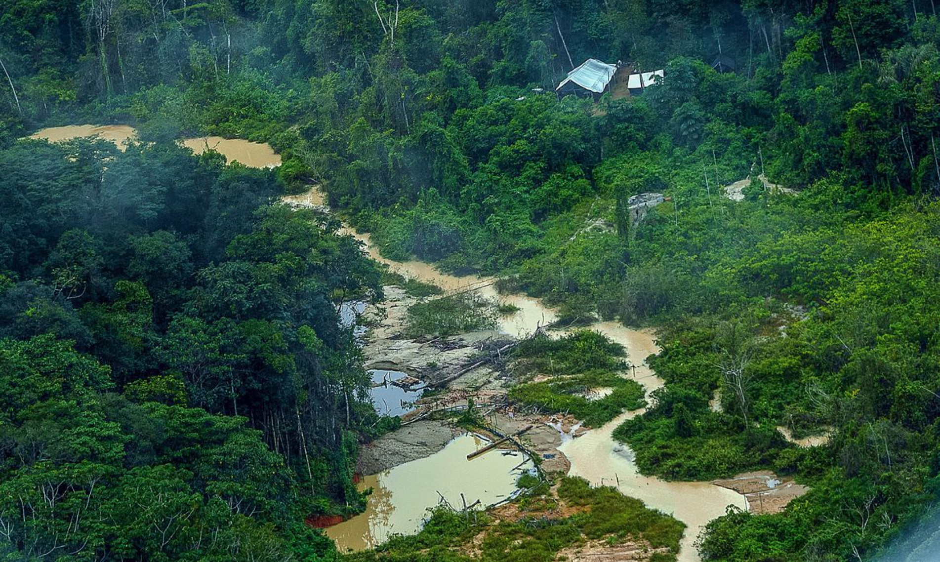 Em 35 anos, a mineração ilegal cresceu 1.217% em terras indígenas da Amazônia Legal