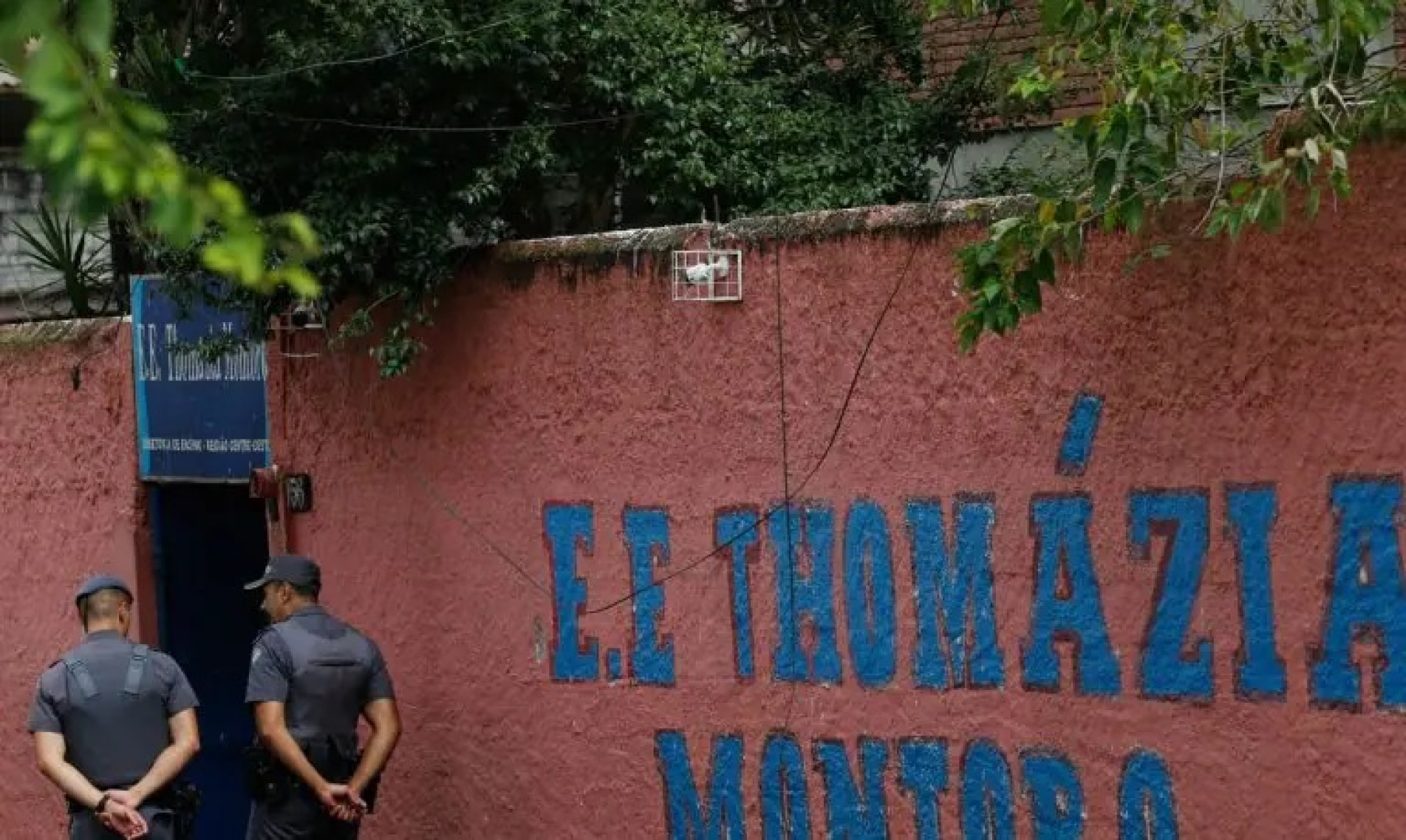 Ataque a escola estadual Thomazia Montoro, na Vila Sônia, em São Paulo, causou a morte de uma professora