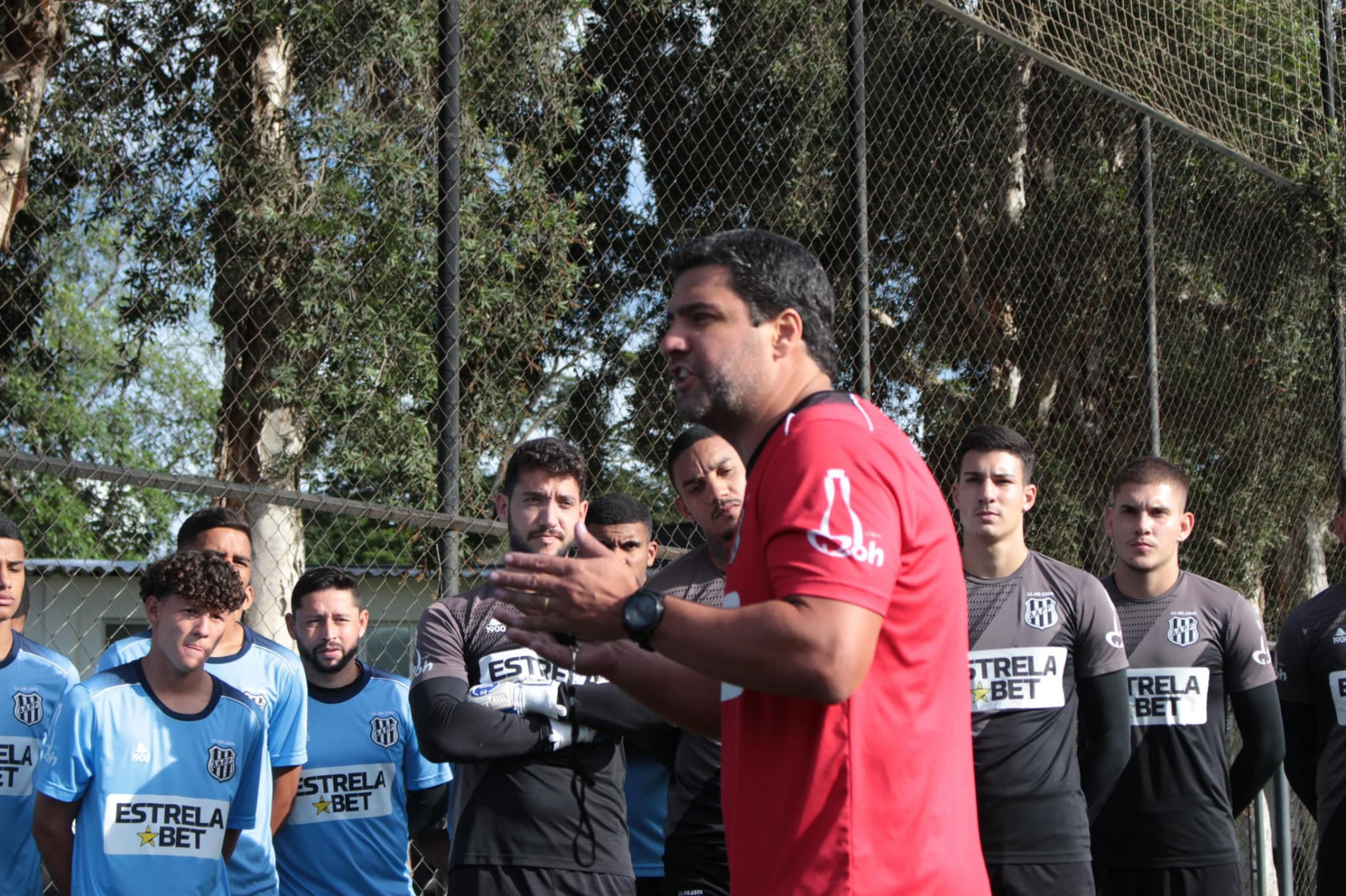 Felipe Moreira comanda interinamente a Ponte Preta