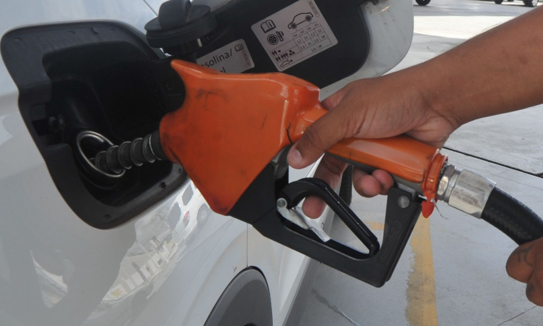 Gasolina e Diesel no Brasil estão mais caros em relação ao exterior