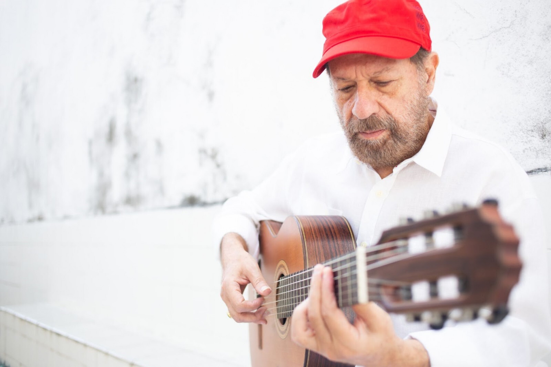 João Bosco sobe aos palcos no dia 20 de maio, show é gratuito