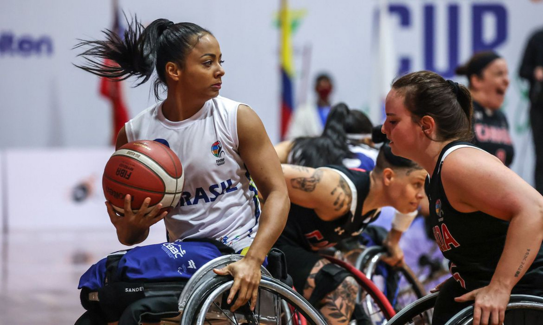 Competição feminina tem 12 equipes, divididas em duas chaves com seis times