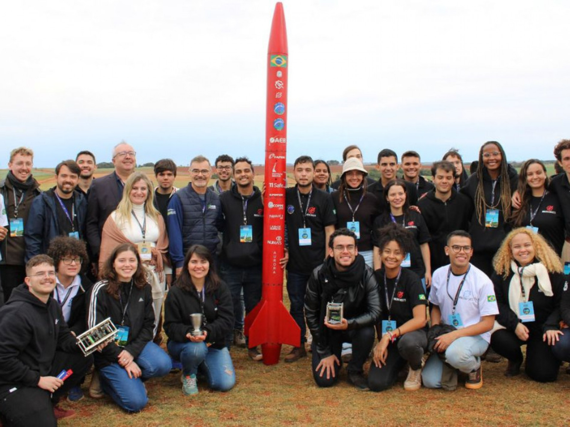 Evento ajuda a promover projetos aeroespaciais de estudantes