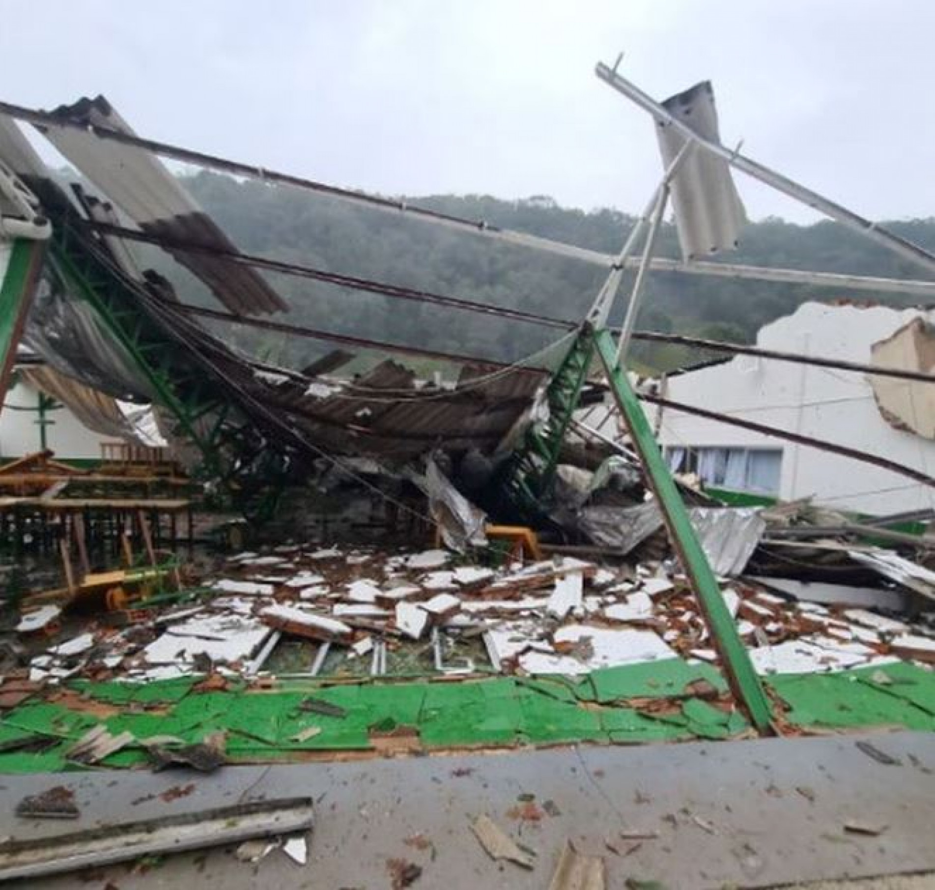 A cidade de Herval D‘Oeste foi uma das mais atingidas pelos temporais