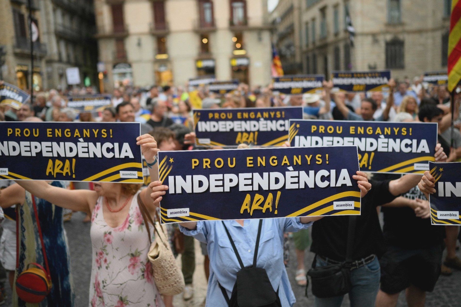 Apoio do partido catalão é cobiçado pelas duas coalisões