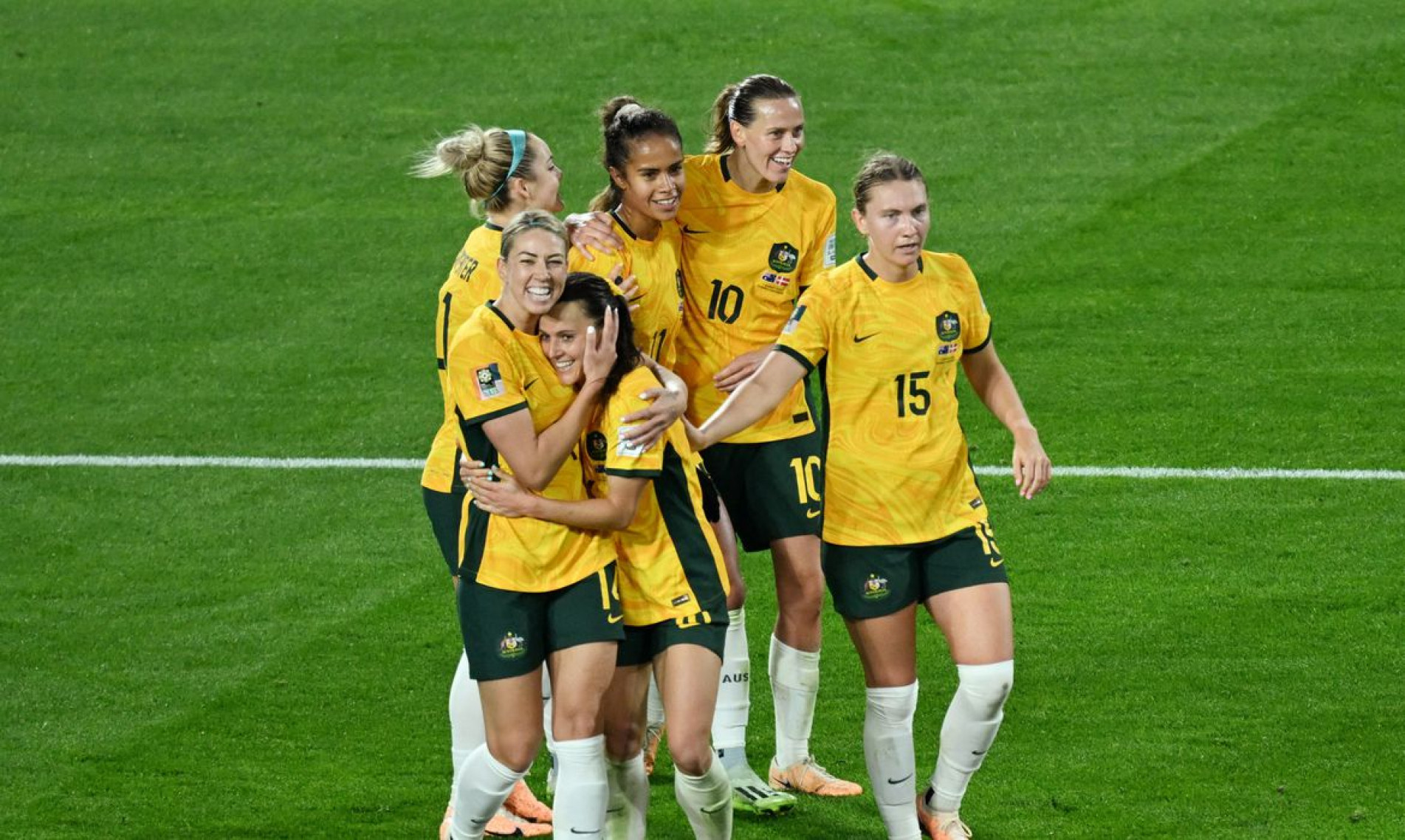 Austrália faz 2 a 0 na Dinamarca e avança às quartas da Copa Feminina