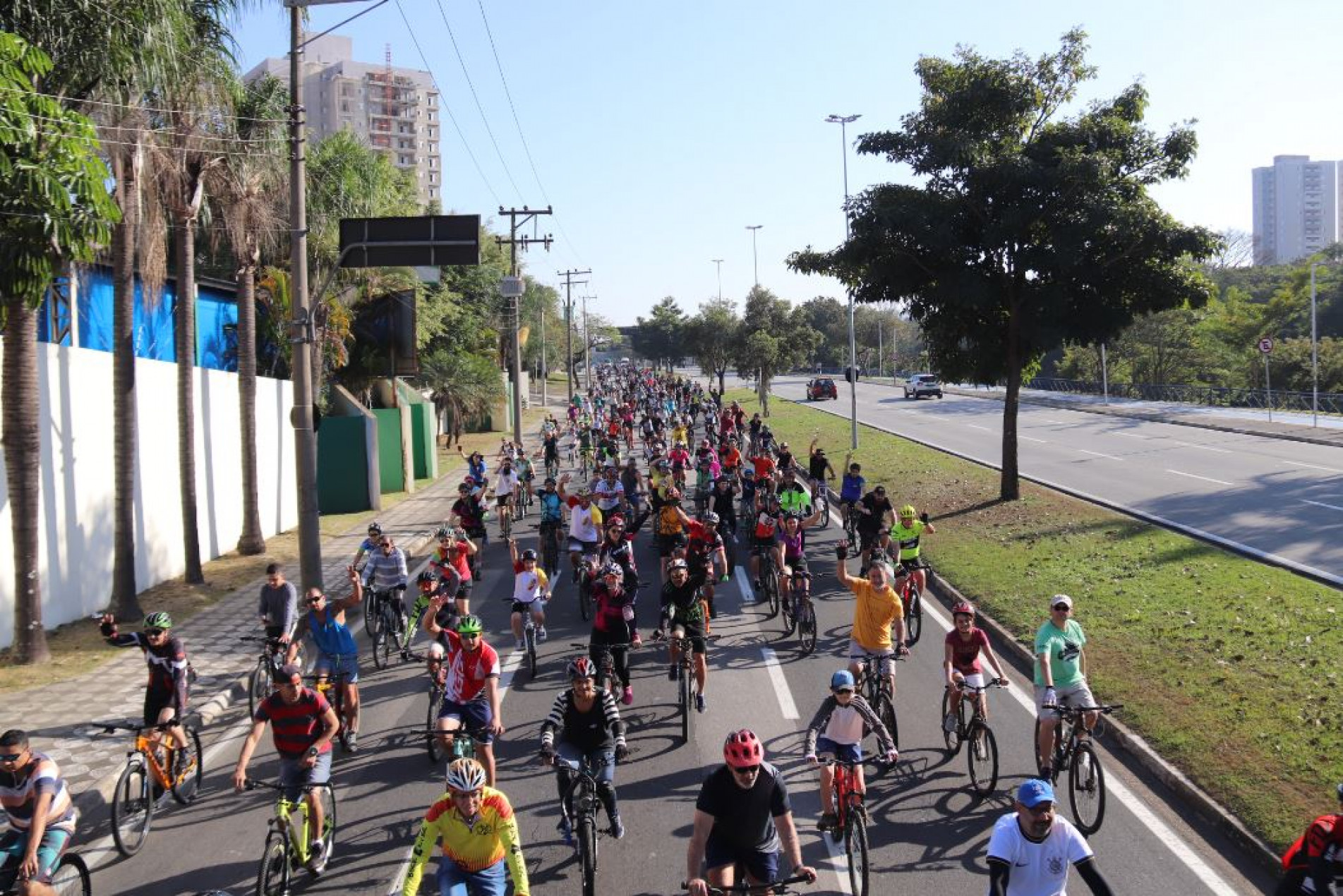 Mais de 1.200 pessoas participaram do 'Pedala Sorocaba' neste domingo (6)