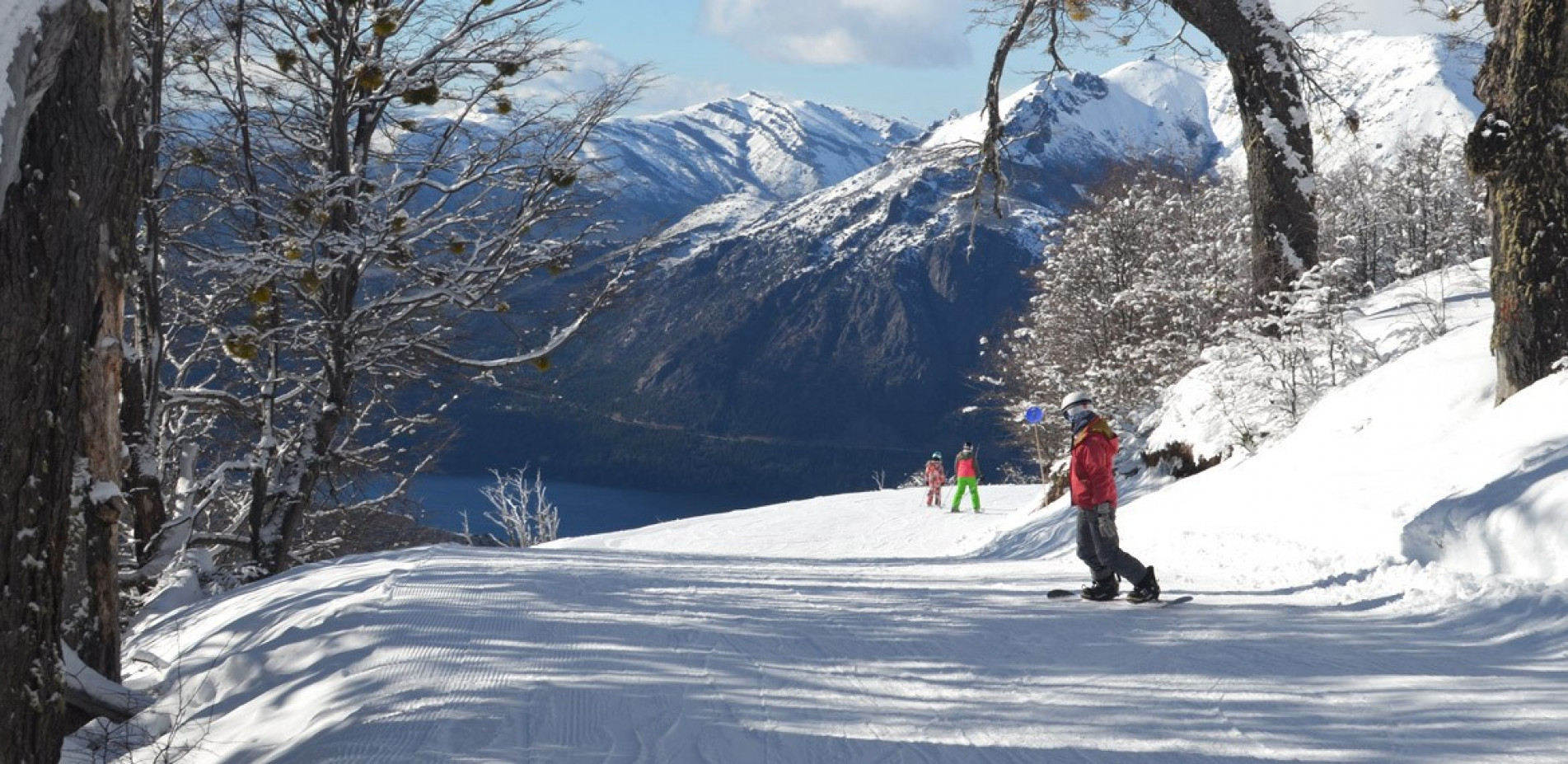 Os esportes na neve estão entre os grandes atrativos de Bariloche