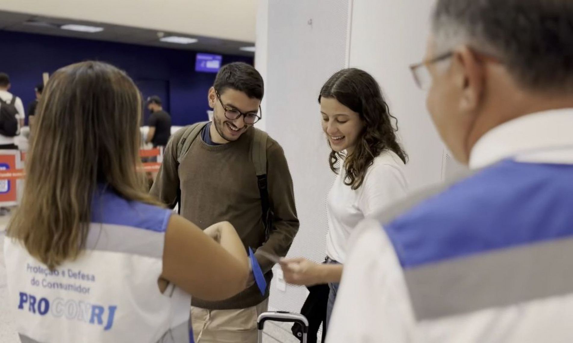 
Brasileiros com contas atrasadas têm até esta sexta-feira (11) para recorrer a órgãos de defesa do consumidor de Estados e municípios a fim de negociar suas dívidas