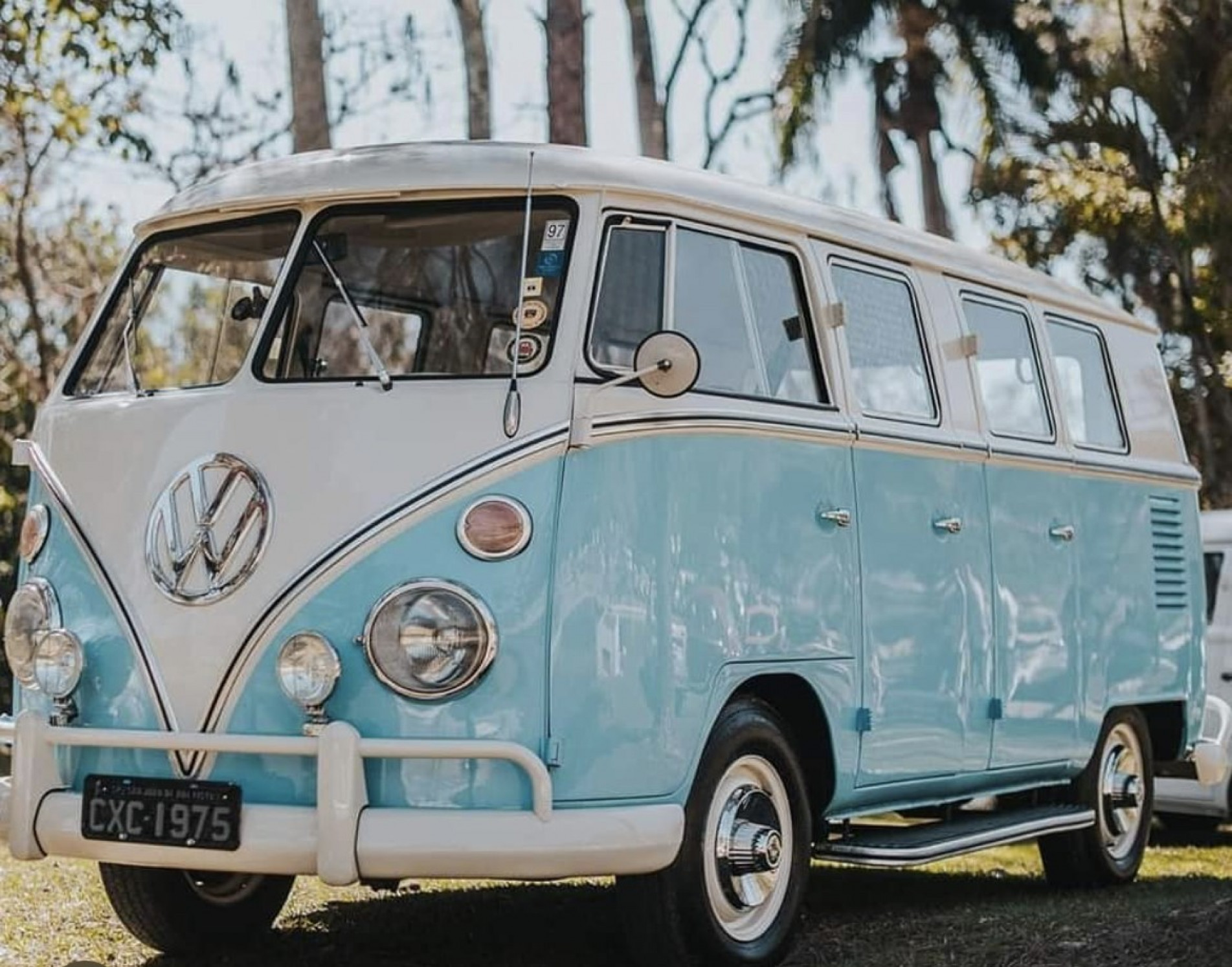 A perua Kombi bicolor dos anos 1970 é um clássico mundial