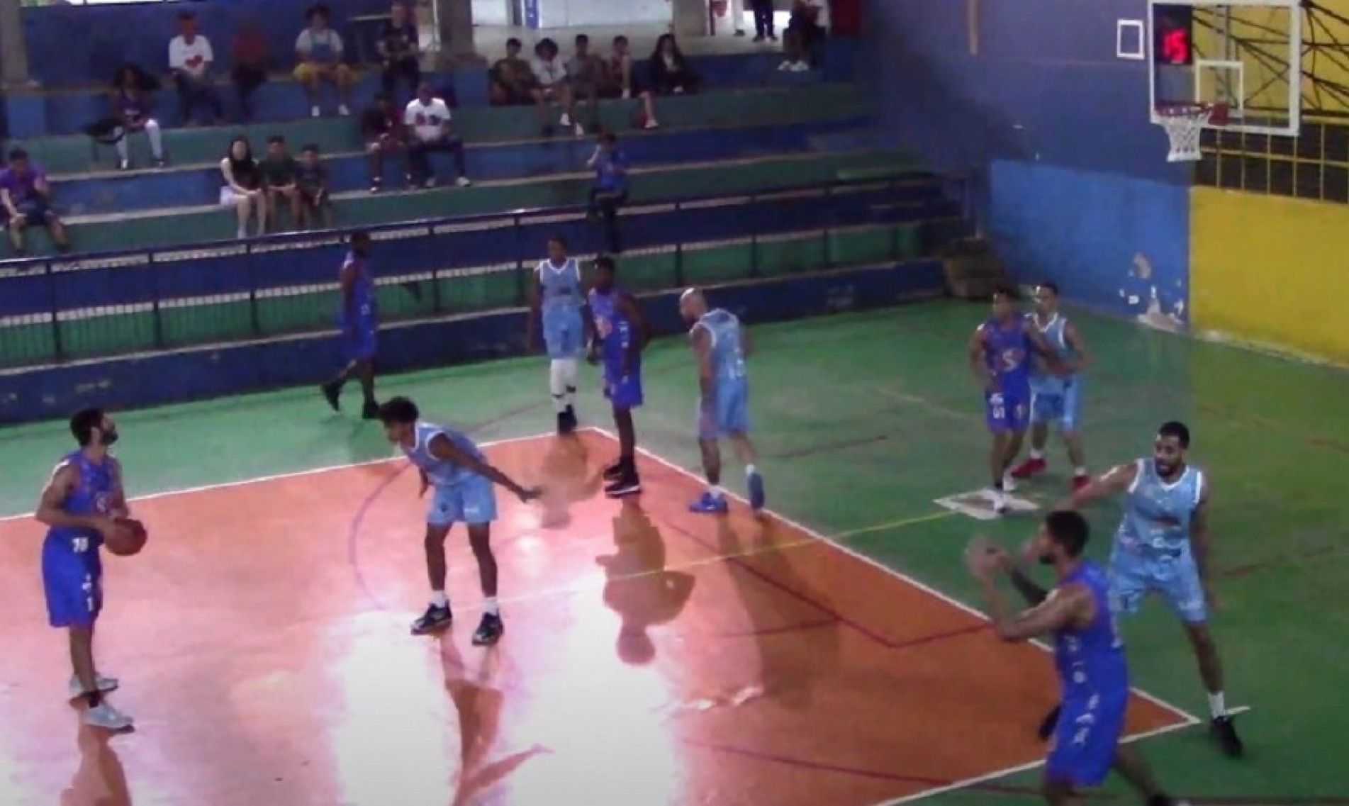 Basquete Diadema perdeu para a equipe de Sorocaba por 83 a 39