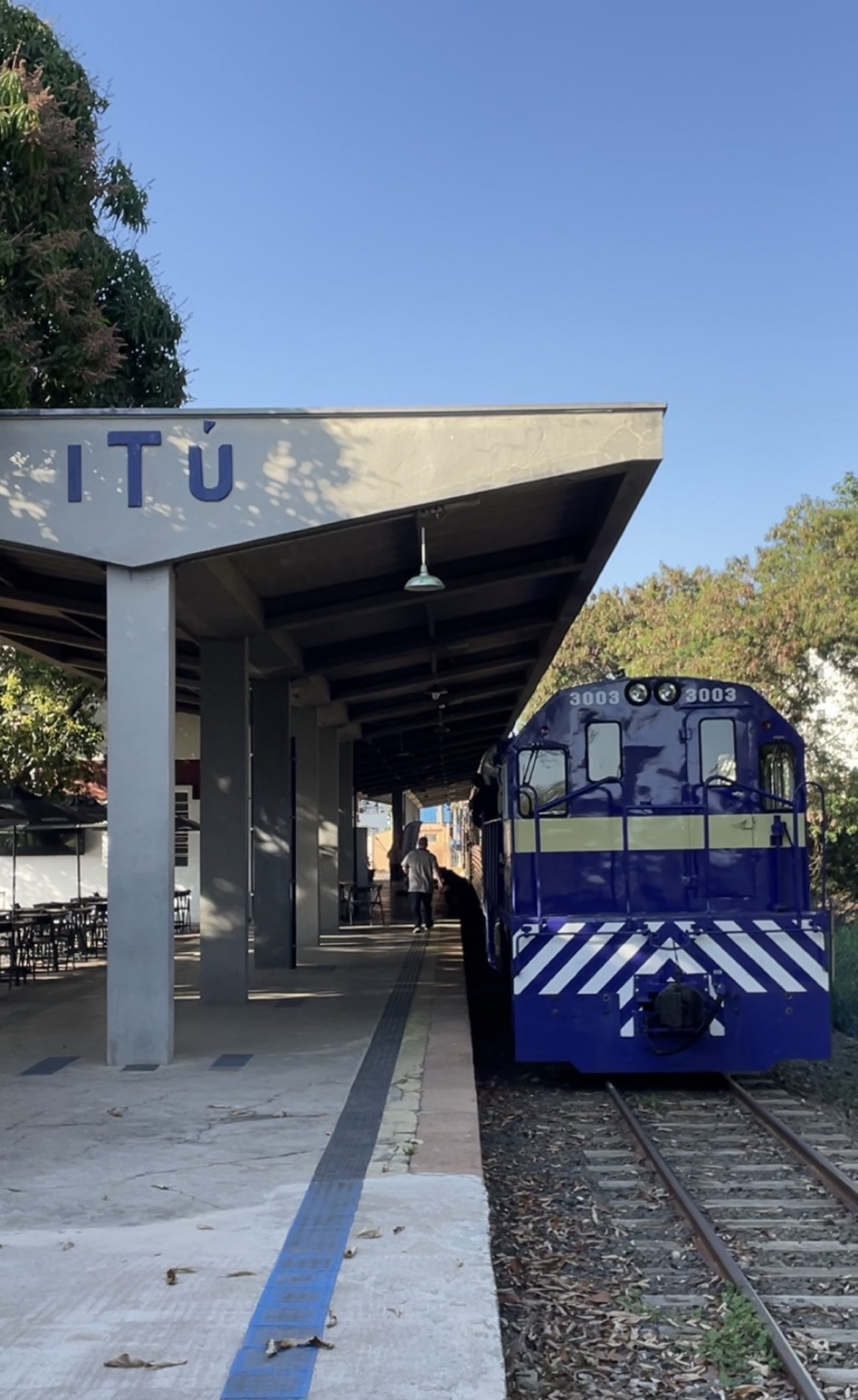 O passeio começa na Estação de Itu