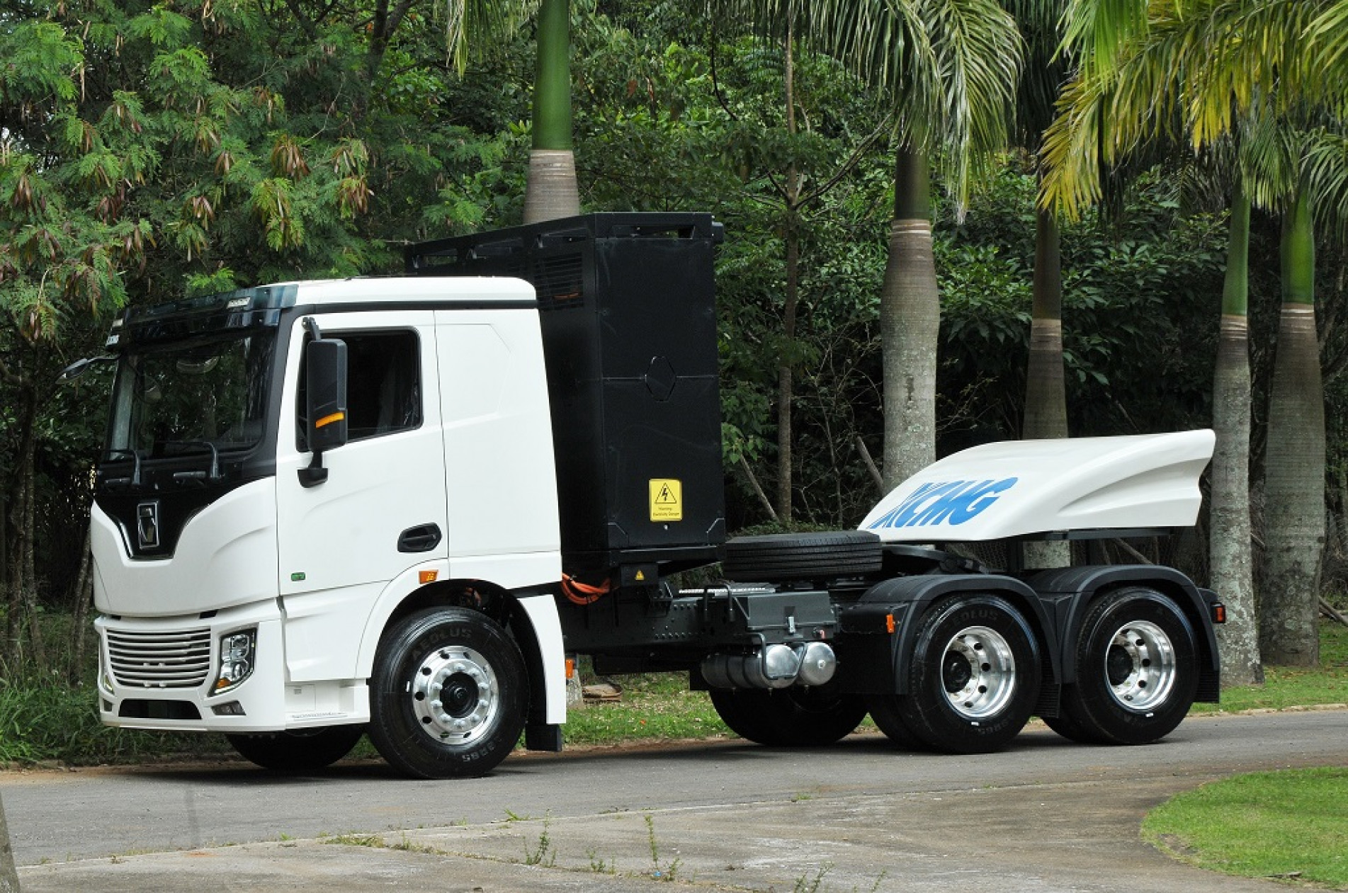 O E7-49T foi lançado em maio passado, durante a feira Agrishow, em Ribeirão Preto