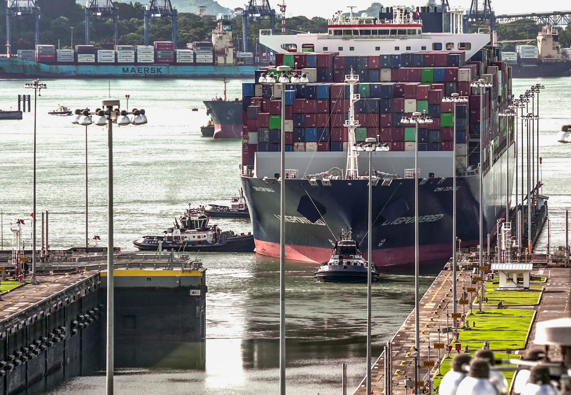 Para cada barco que atravessa a rota pelo país da América Central são utilizados cerca de 200 milhões de litros de água doce