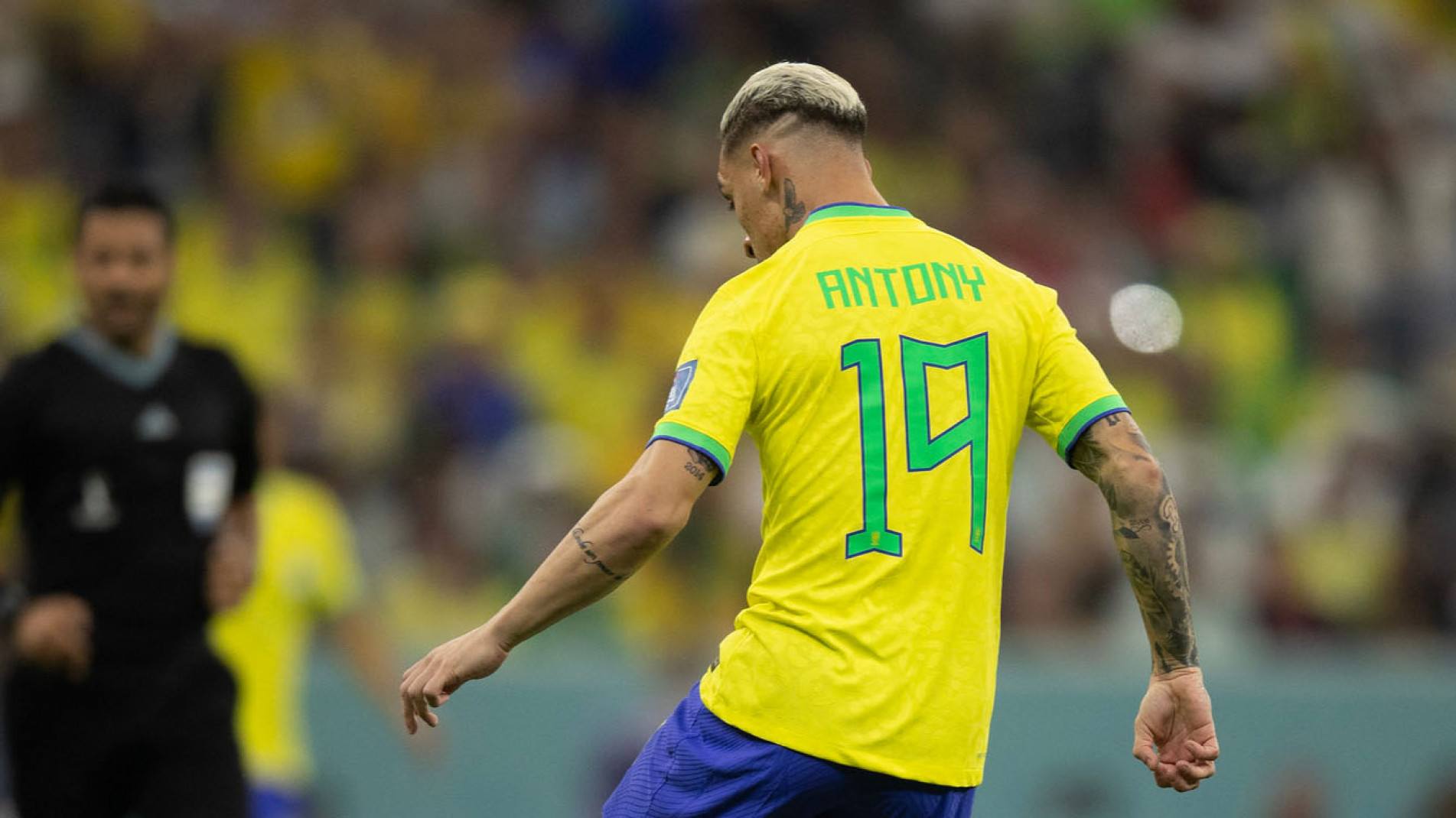 Atacante (foto) deu lugar a Gabriel Jesus na seleção