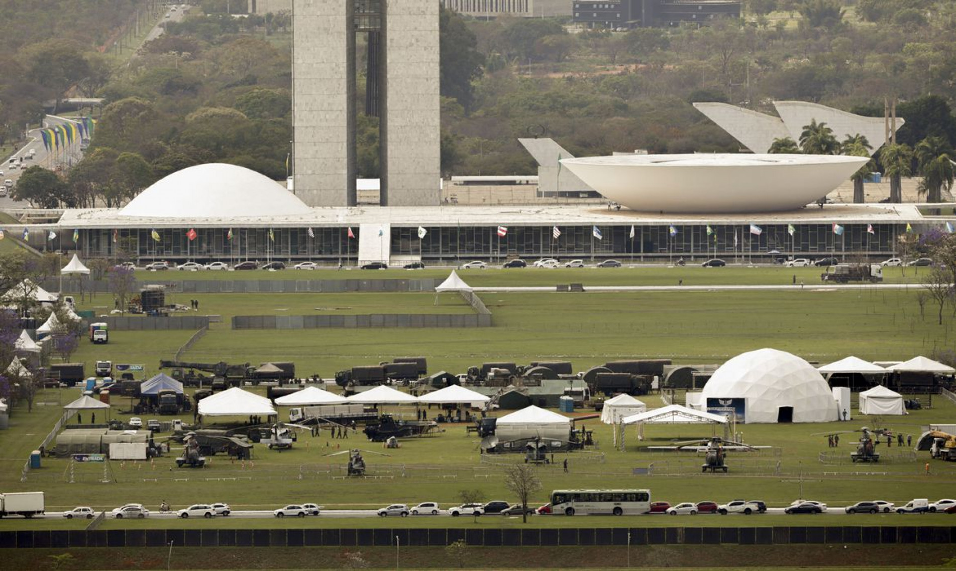 Vista da Esplanada dos Ministérios preparada para receber o desfile de 7 de setembro